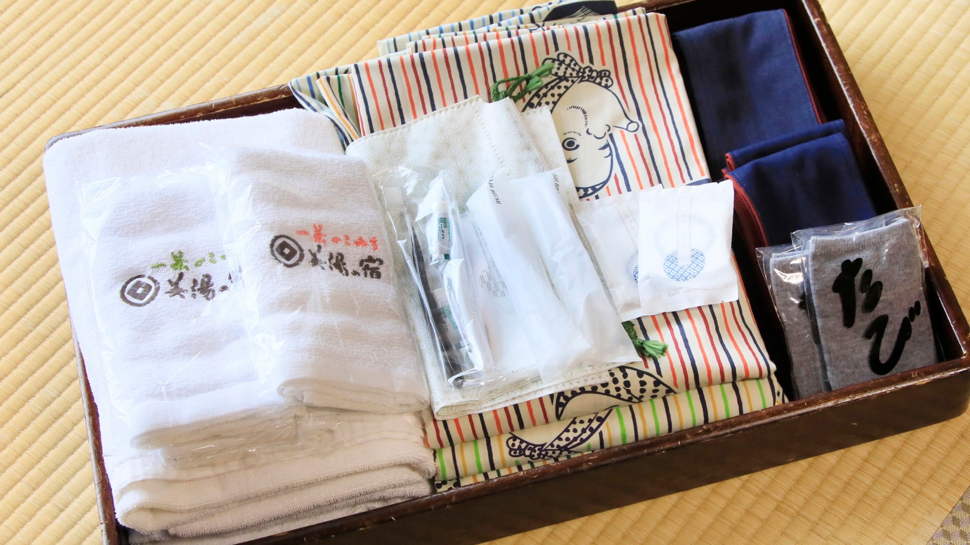 Contoh fasilitas kamar tamu