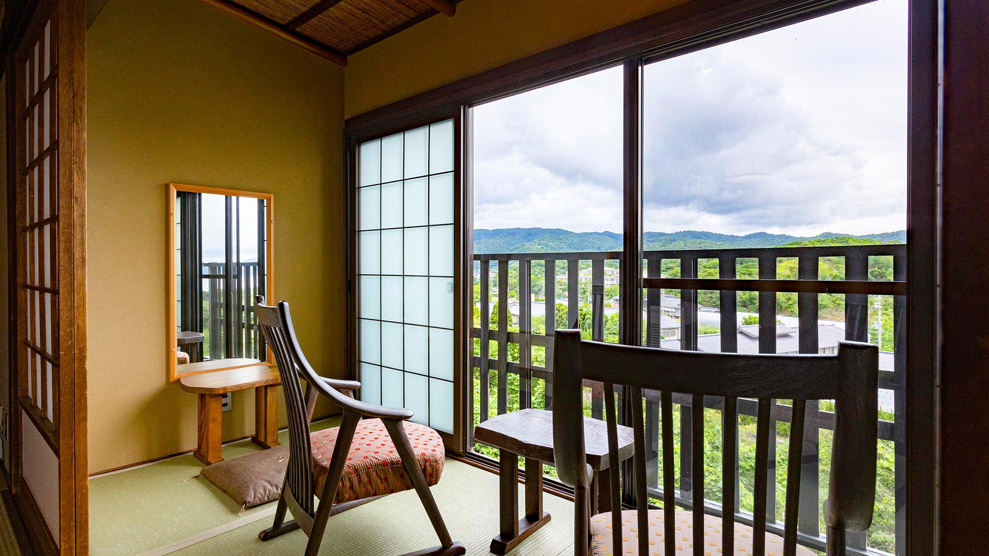 [Guest Room] Bow Japanese-style room - Deck attached - Oceanfront fore cabin - [Example]