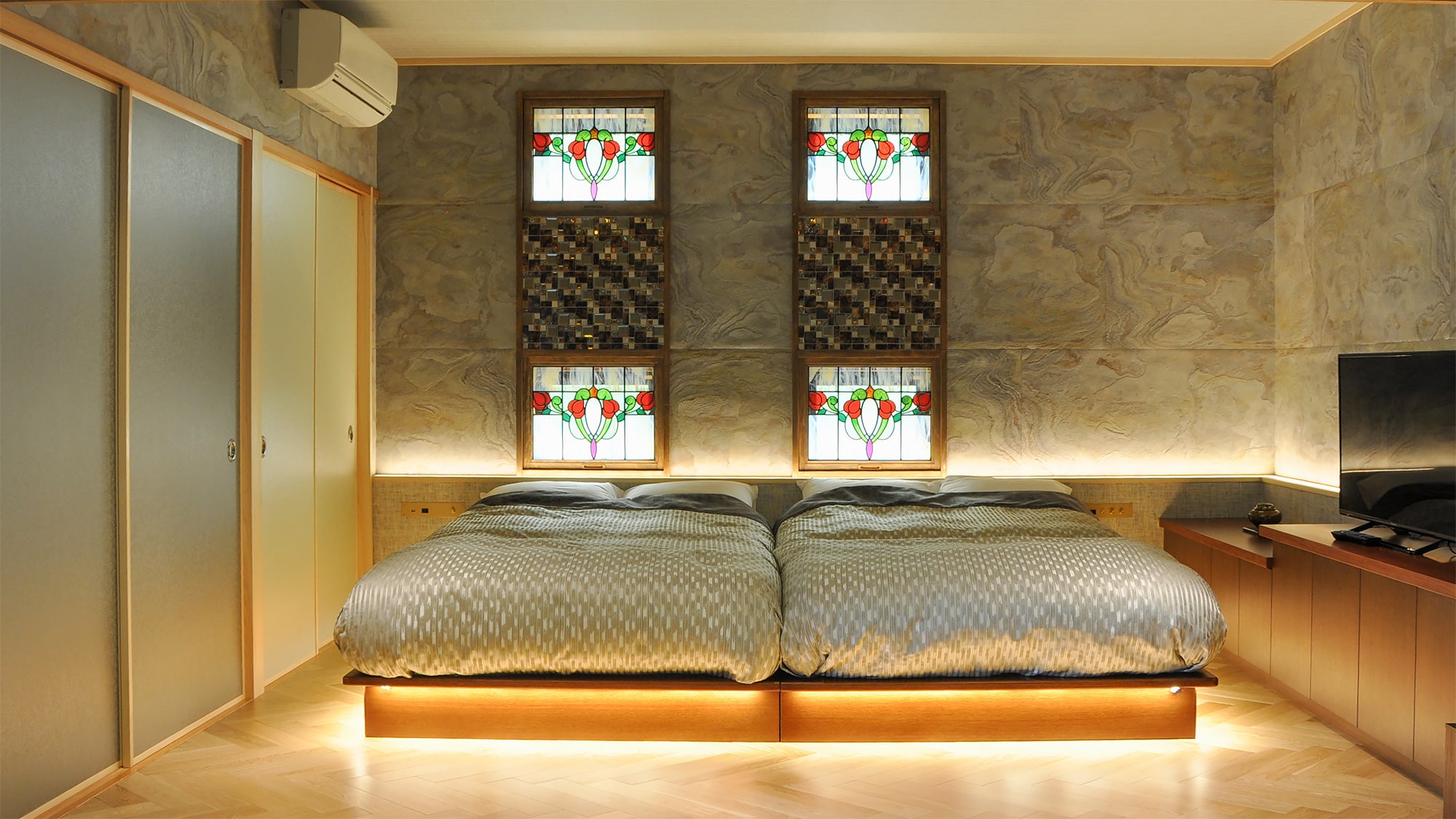 Kamar Bergaya Jepang-Barat di Lantai Atas "Taisho Romance" dengan Kamar Mandi Terbuka (Kamar 801)