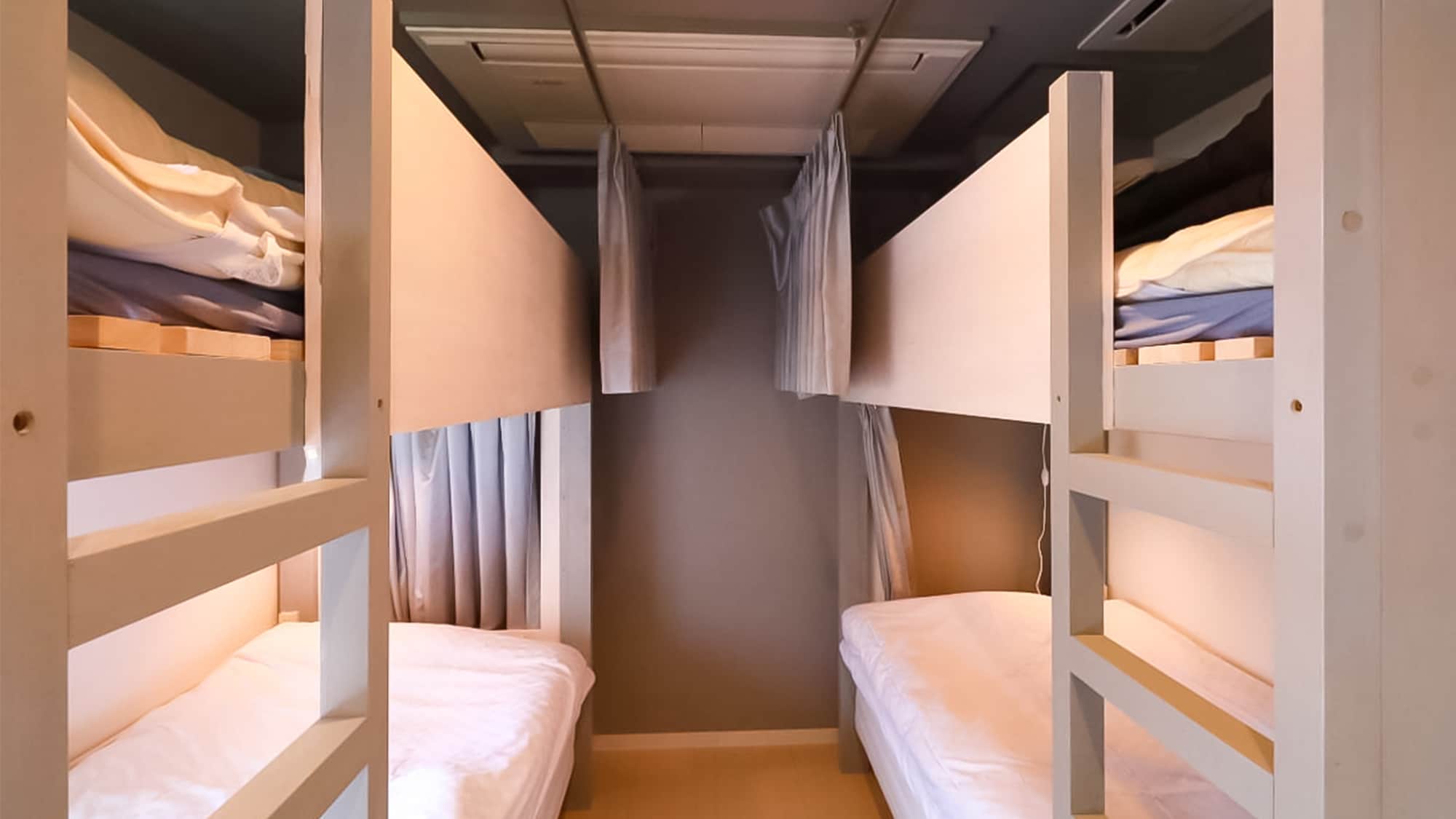 ・ With a dormitory curtain, you can protect your privacy.