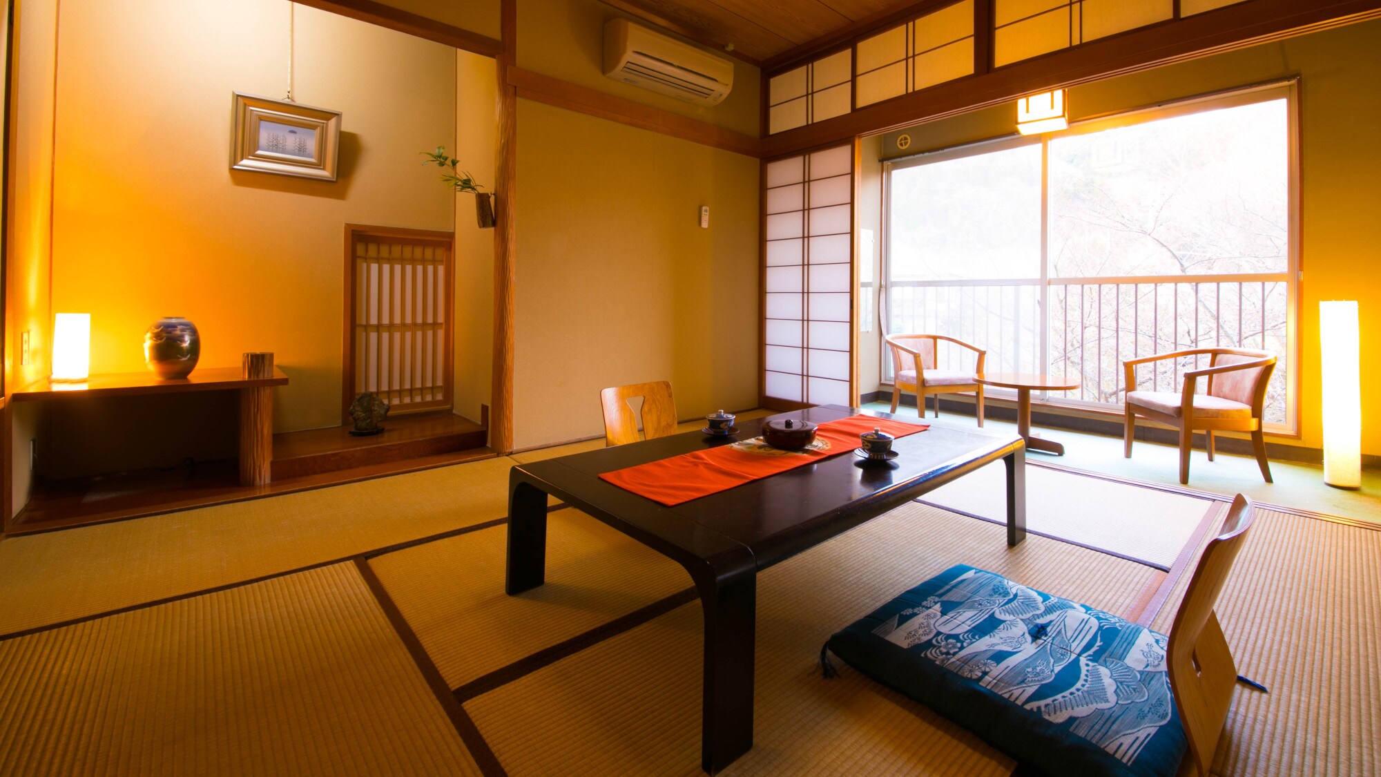 [Chuseok] -Compact Japanese room- (8 tatami mats / with bath)