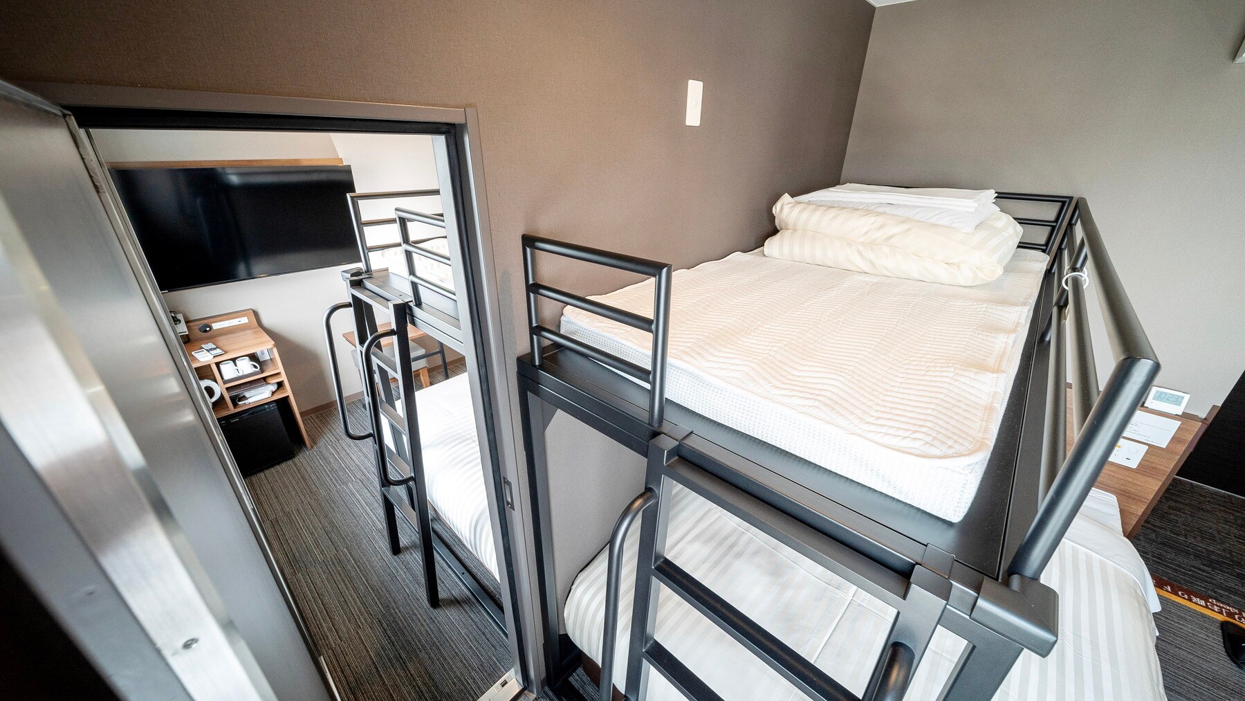 Connect the rooms to create a spacious space and make your trip even more enjoyable!