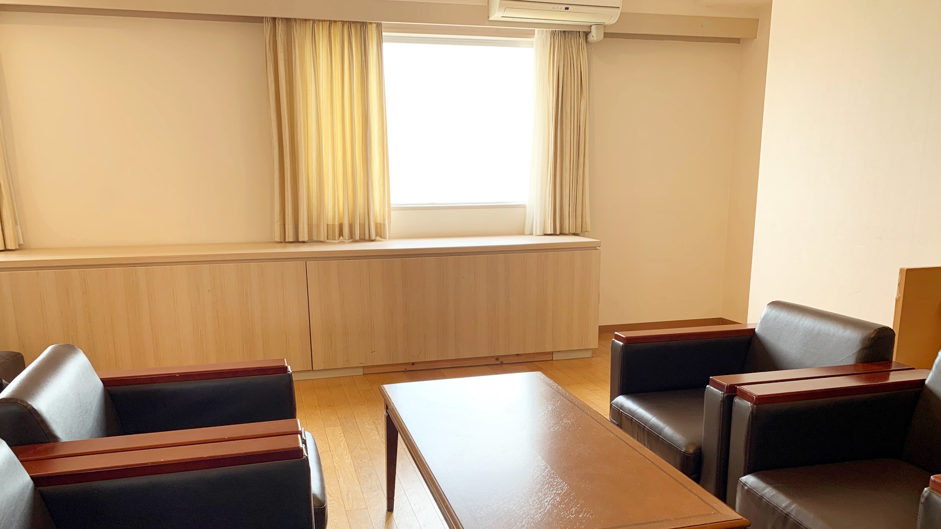 Example of a guest room