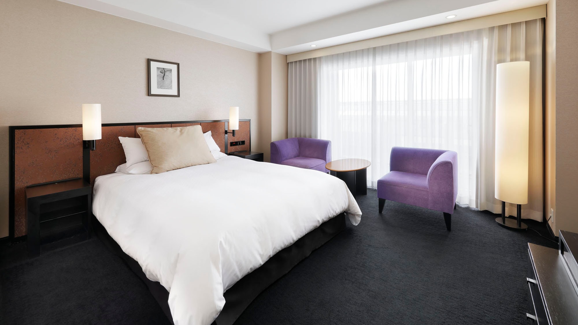 Standard double room (26 square meters / view inside the station building) * Image