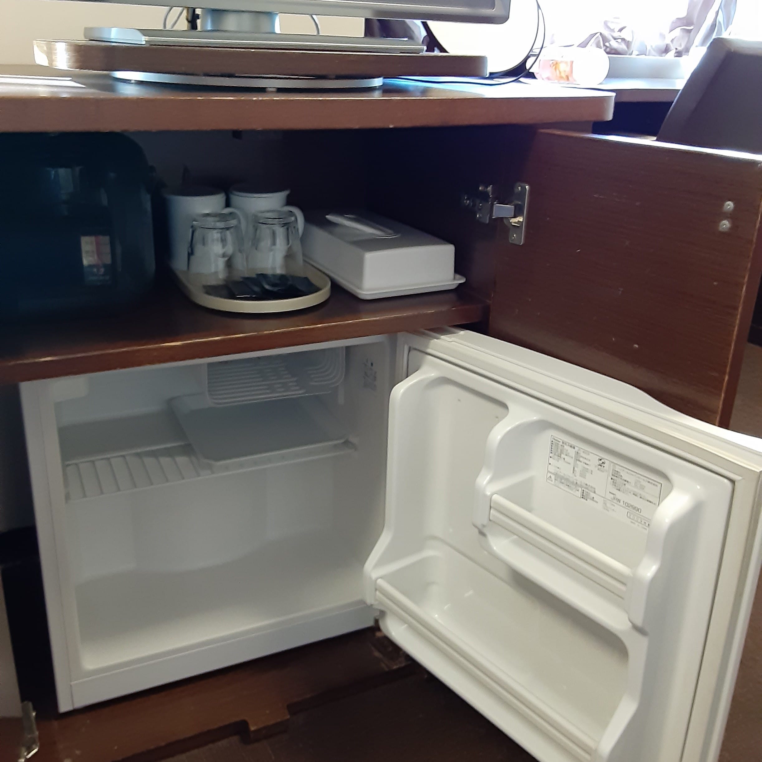 Tủ lạnh có sẵn để sử dụng miễn phí.