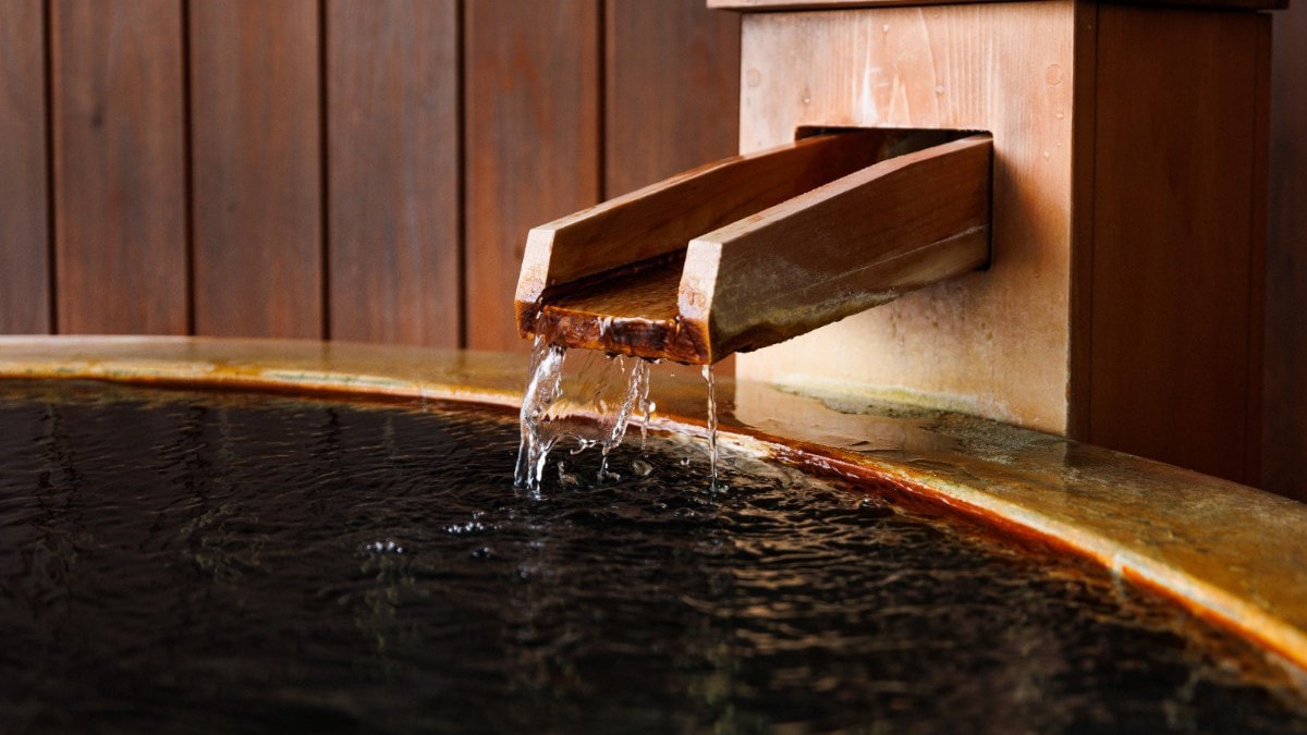 Enjoy natural hot spring water straight from the source in the privacy of your room.