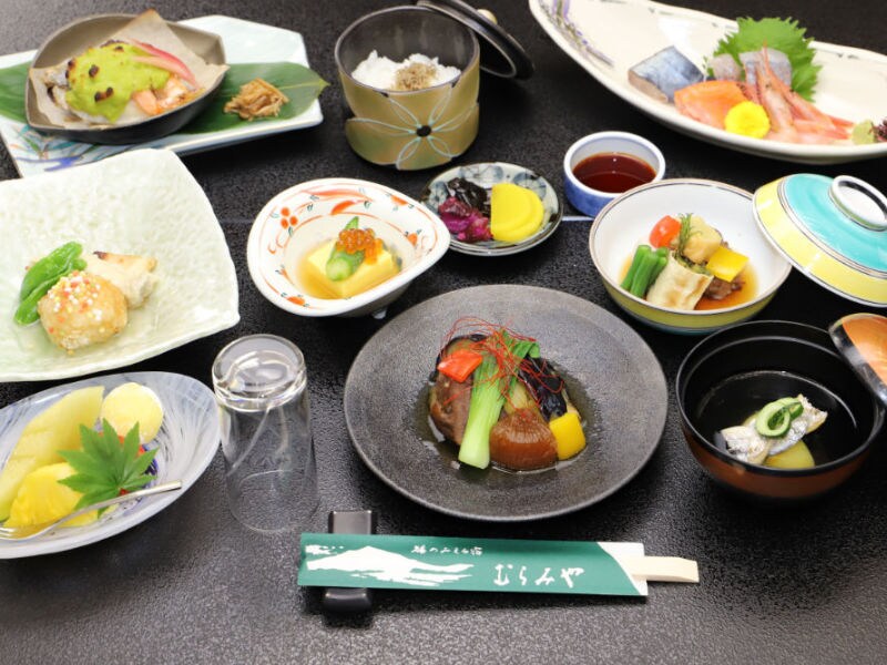 Ikan Musiman Kaiseki Aoba