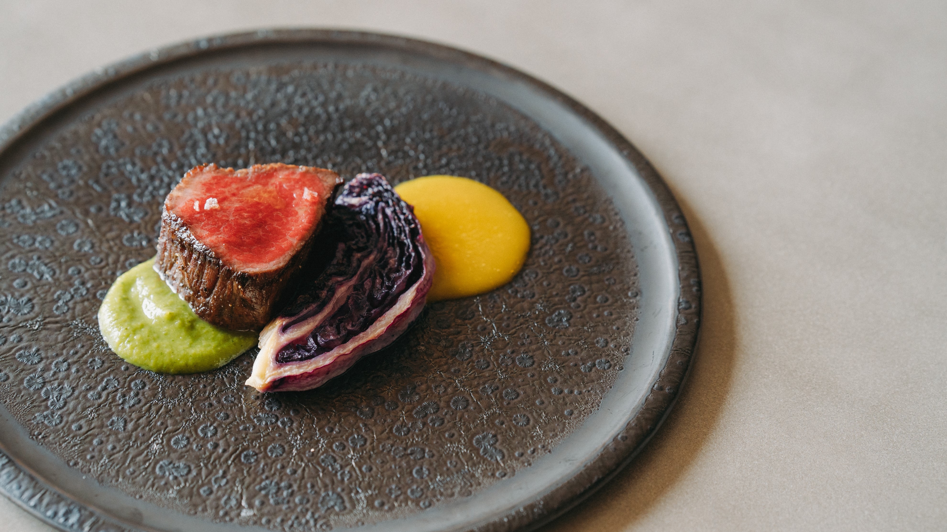 [Dinner] Main dish: Charbroiled Goto game (venison) *Depending on the availability of stock, Goto Mi pork may be used.