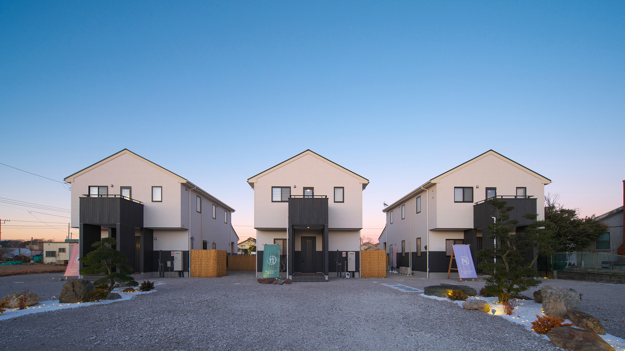 [Exterior] Kura is a villa complex that houses three types of rental villas: Pine, Bamboo, and Plum.