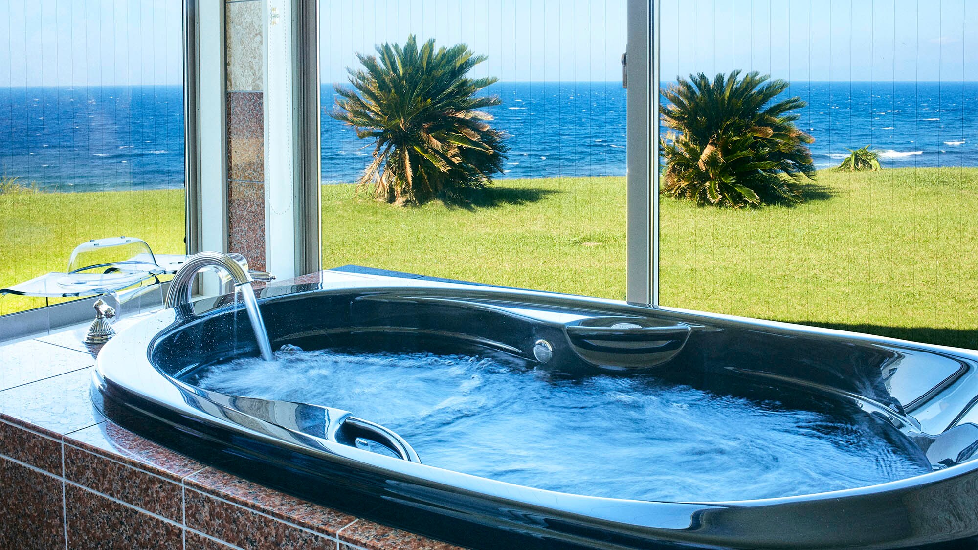 · 팔다리를 펴고 여유롭게 편히 쉬십시오.