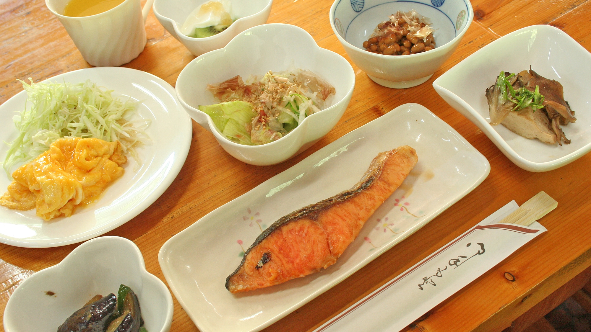 *早餐範例/使用當地生產的魚和蔬菜！享用營養均衡的早餐，享受健康的一天！