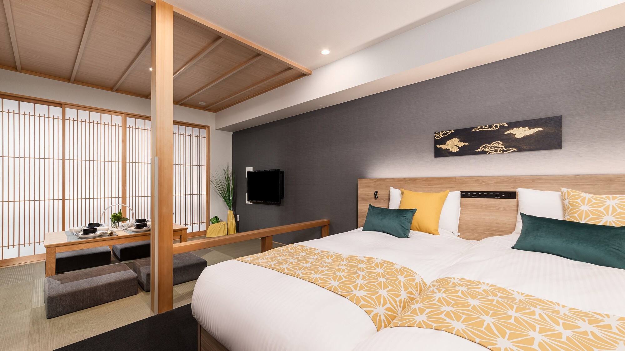 A Japanese-style room with tatami mats that blends Japanese and Western styles