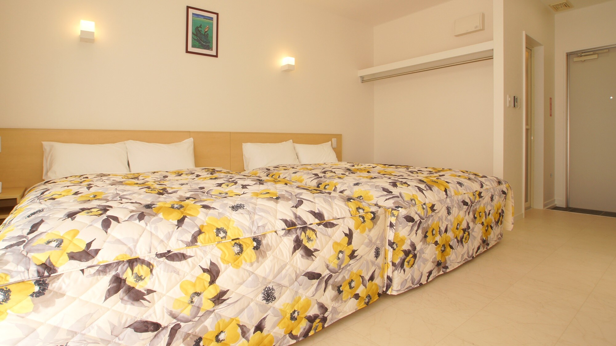 *Example of a guest room/All rooms are equipped with two queen-size beds!