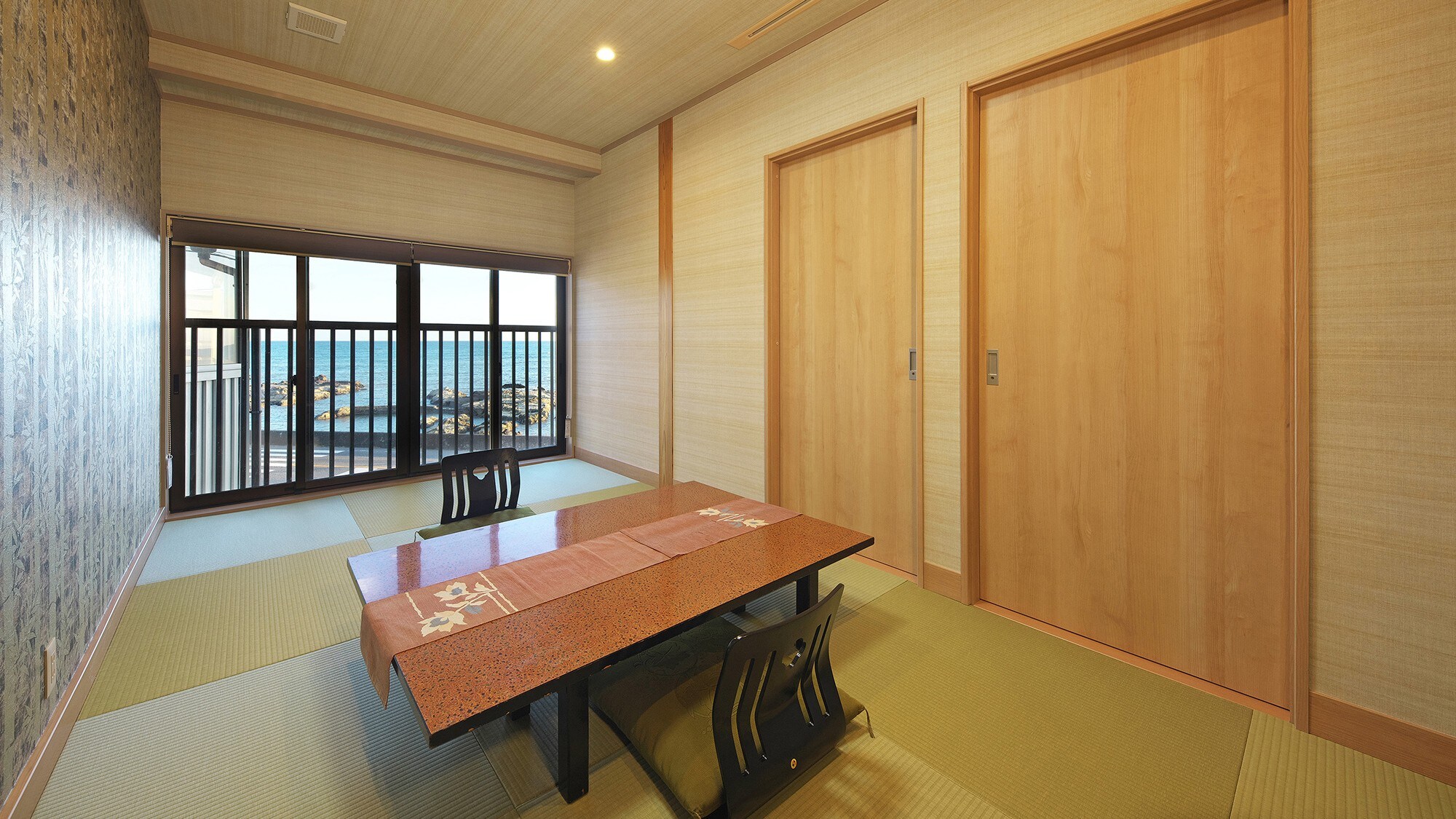 [Room with cypress bath] Unabara Dining Room