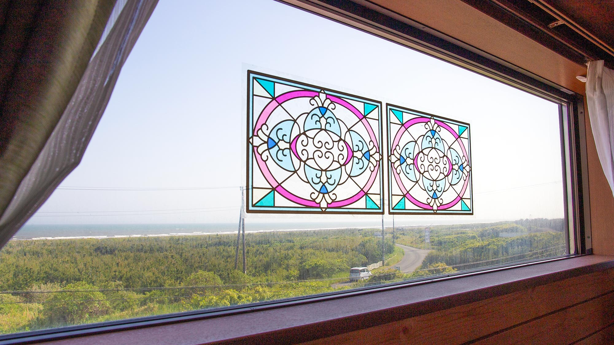 ・[2nd floor Western-style room/loft] The view of the Pacific Ocean horizon from the loft window is truly spectacular.