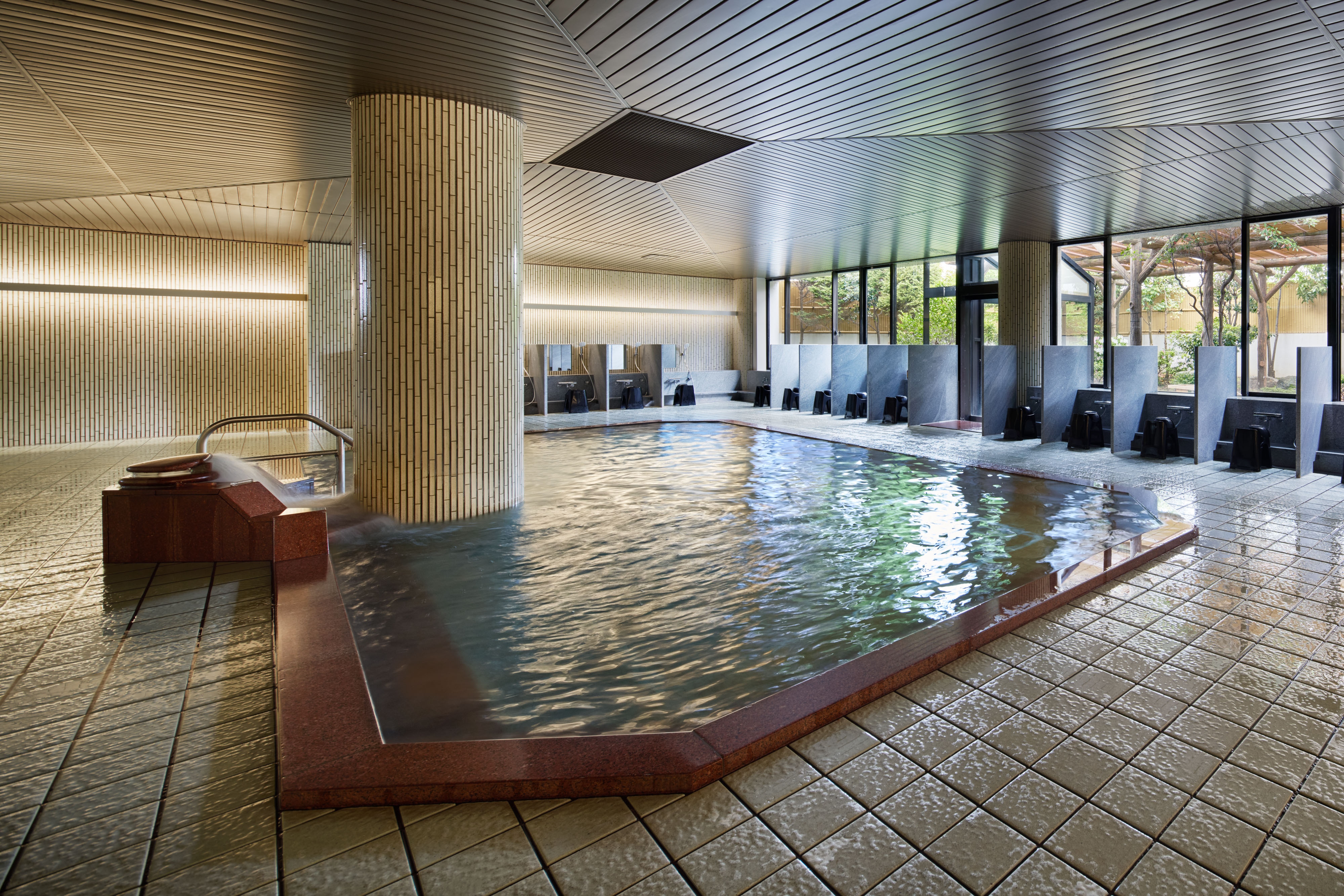 Image of the large public bath