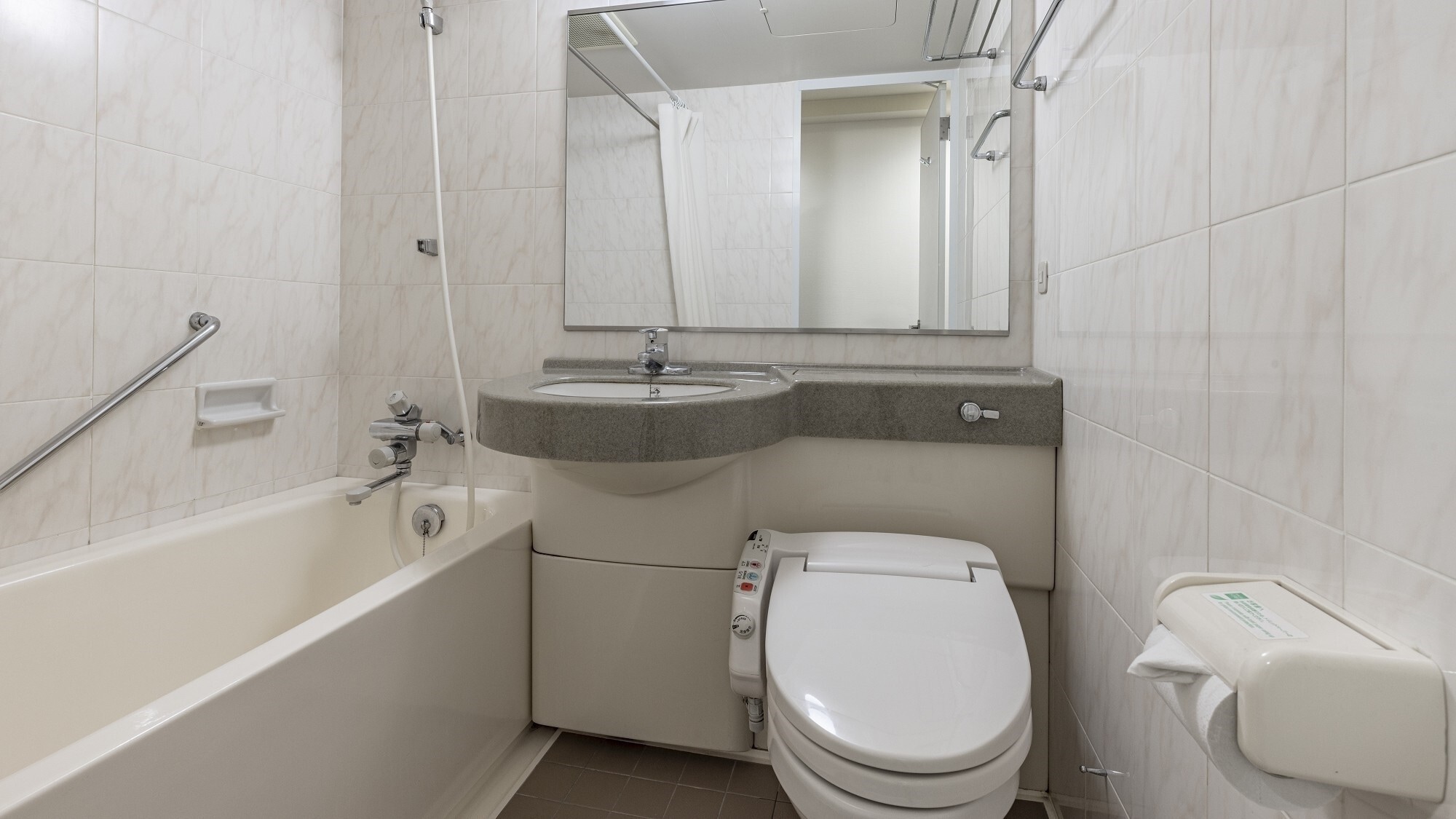 ■ Kamar mandi unit 3 bagian