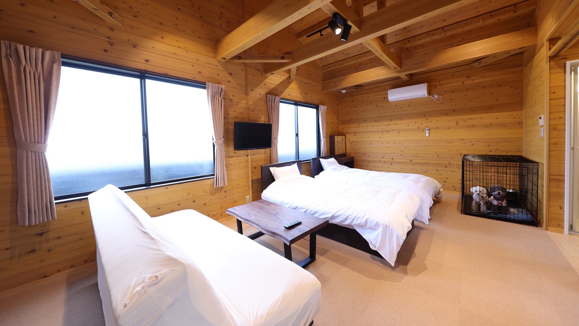 *[Example of new cottages 1 to 3] Up to three people can stay here by using the sofa bed.