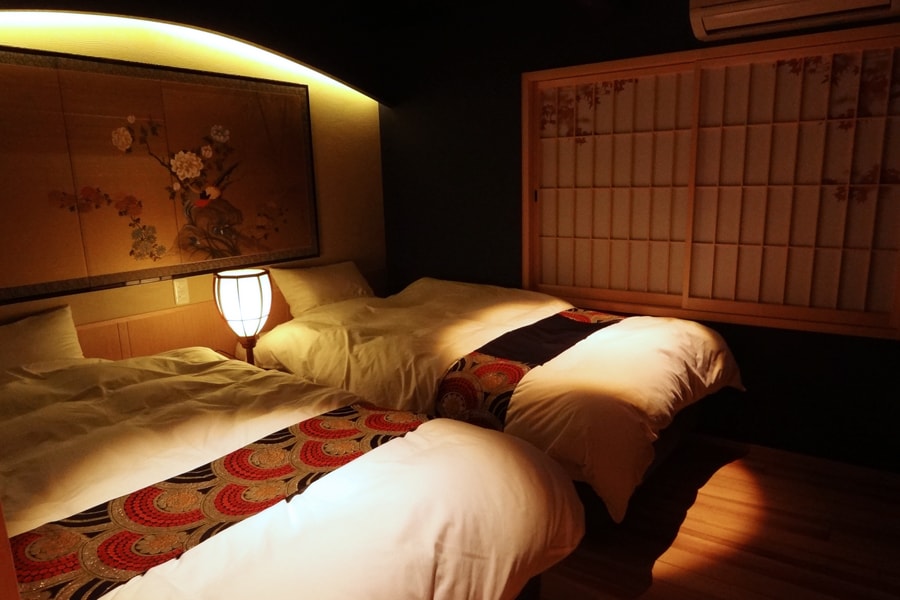 2nd floor bedroom