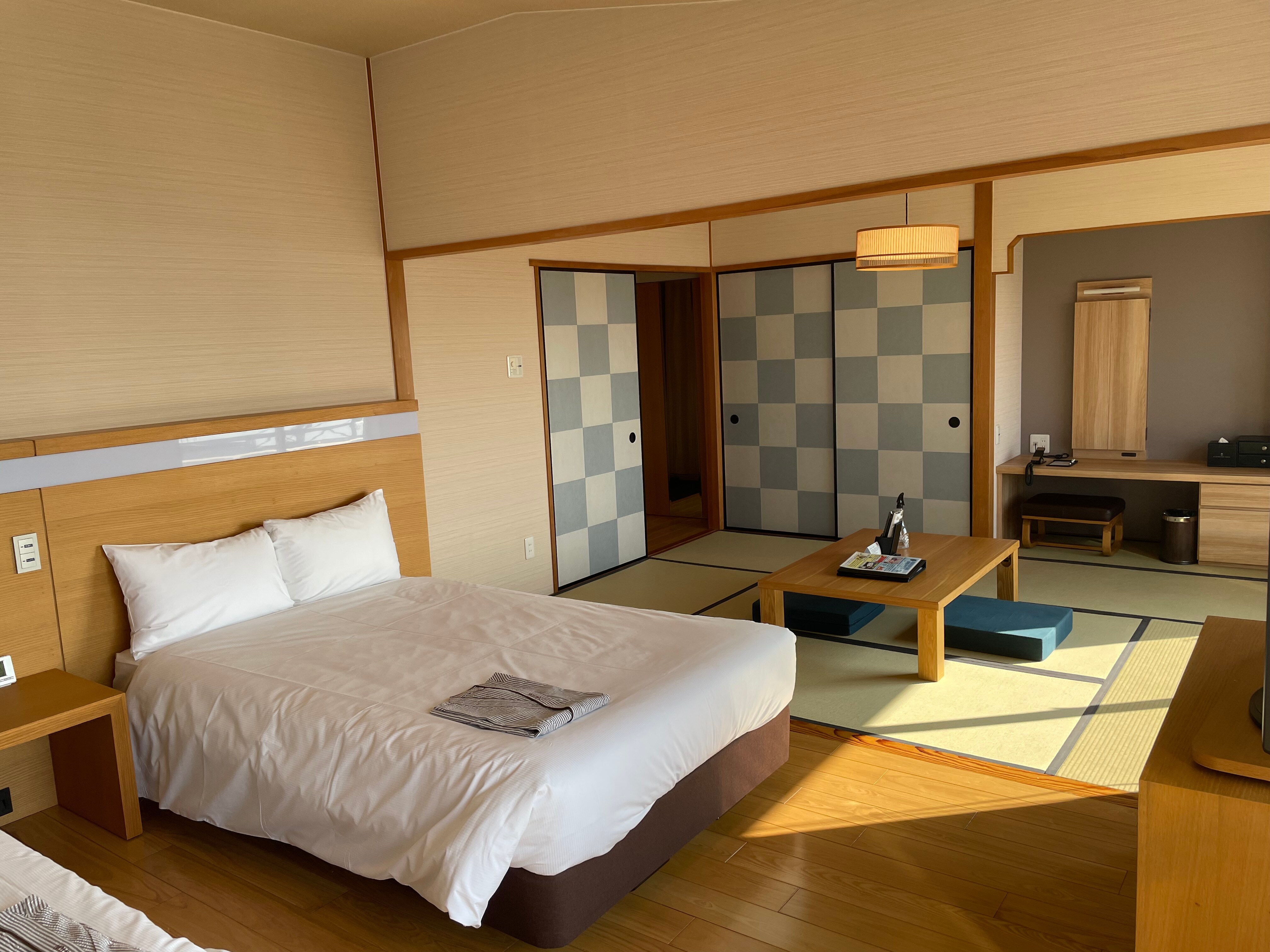 Deluxe Twin Japanese-Western Room 44.8㎡