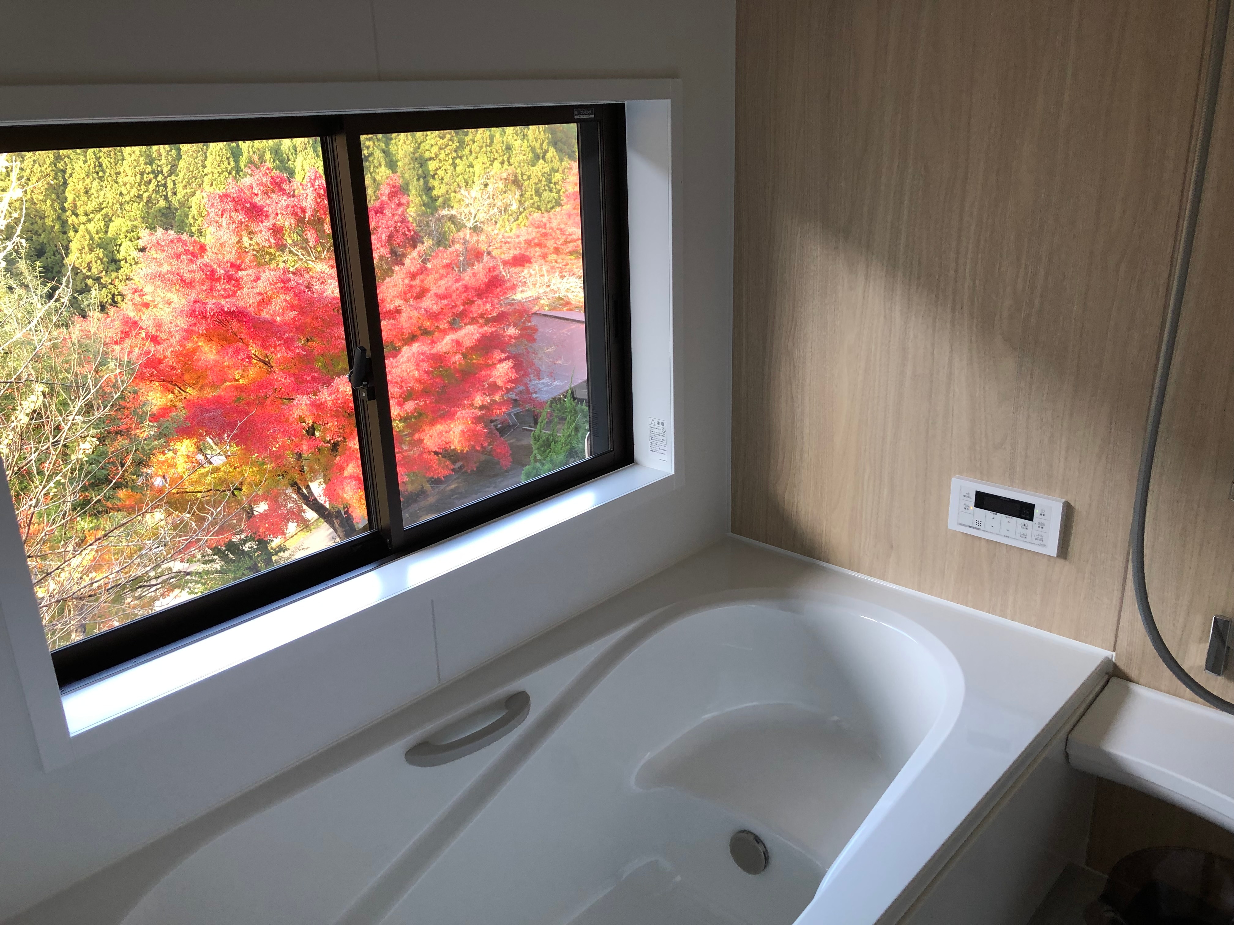 8-tatami Japanese-style room with a view bath