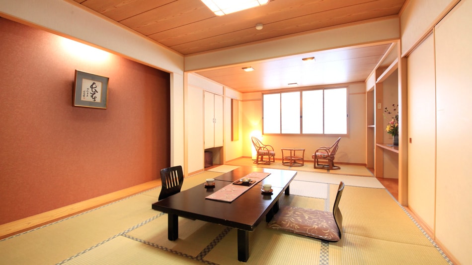 [General Japanese-style room 12 tatami mats]