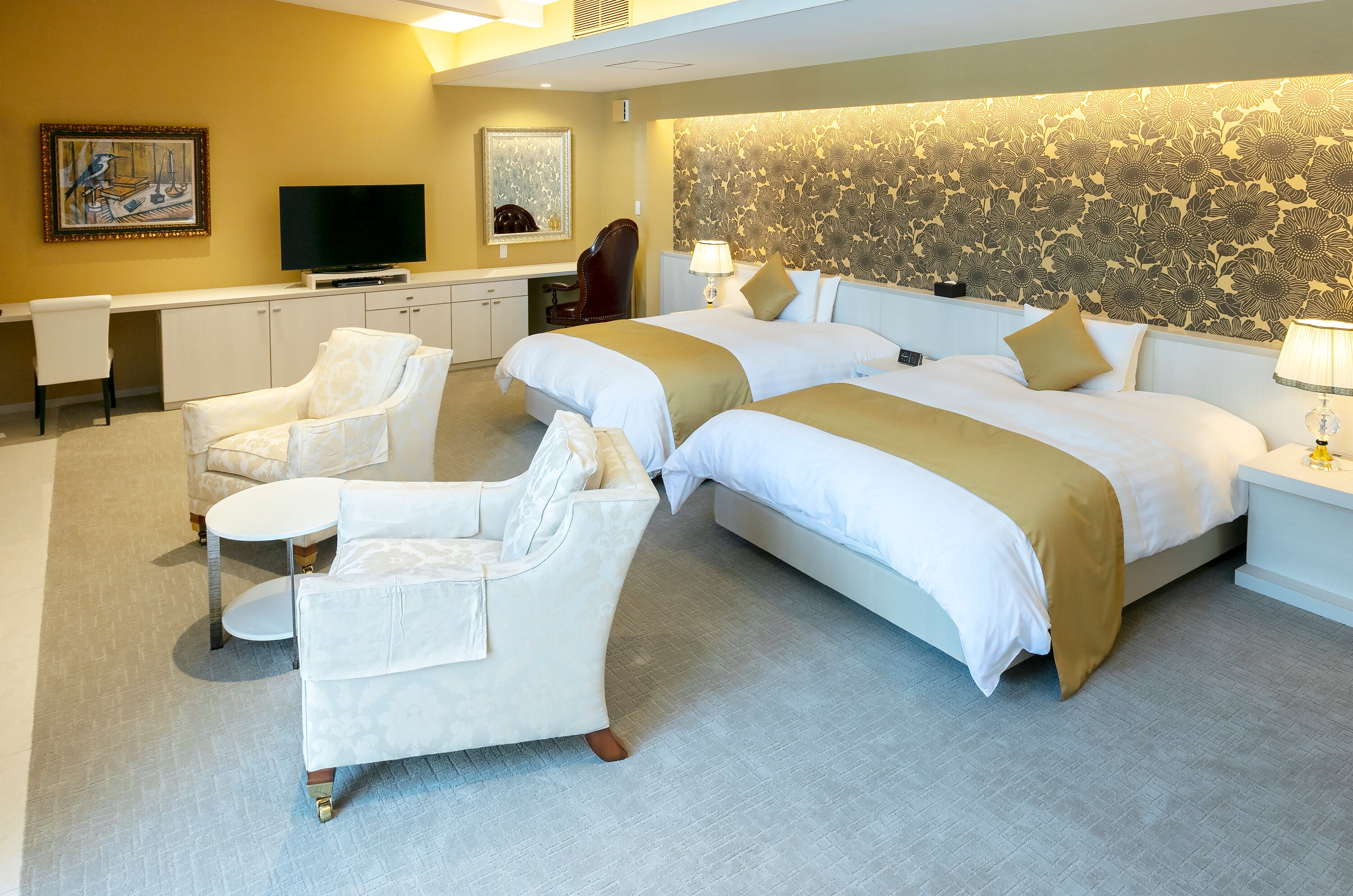 Royal A Bedroom