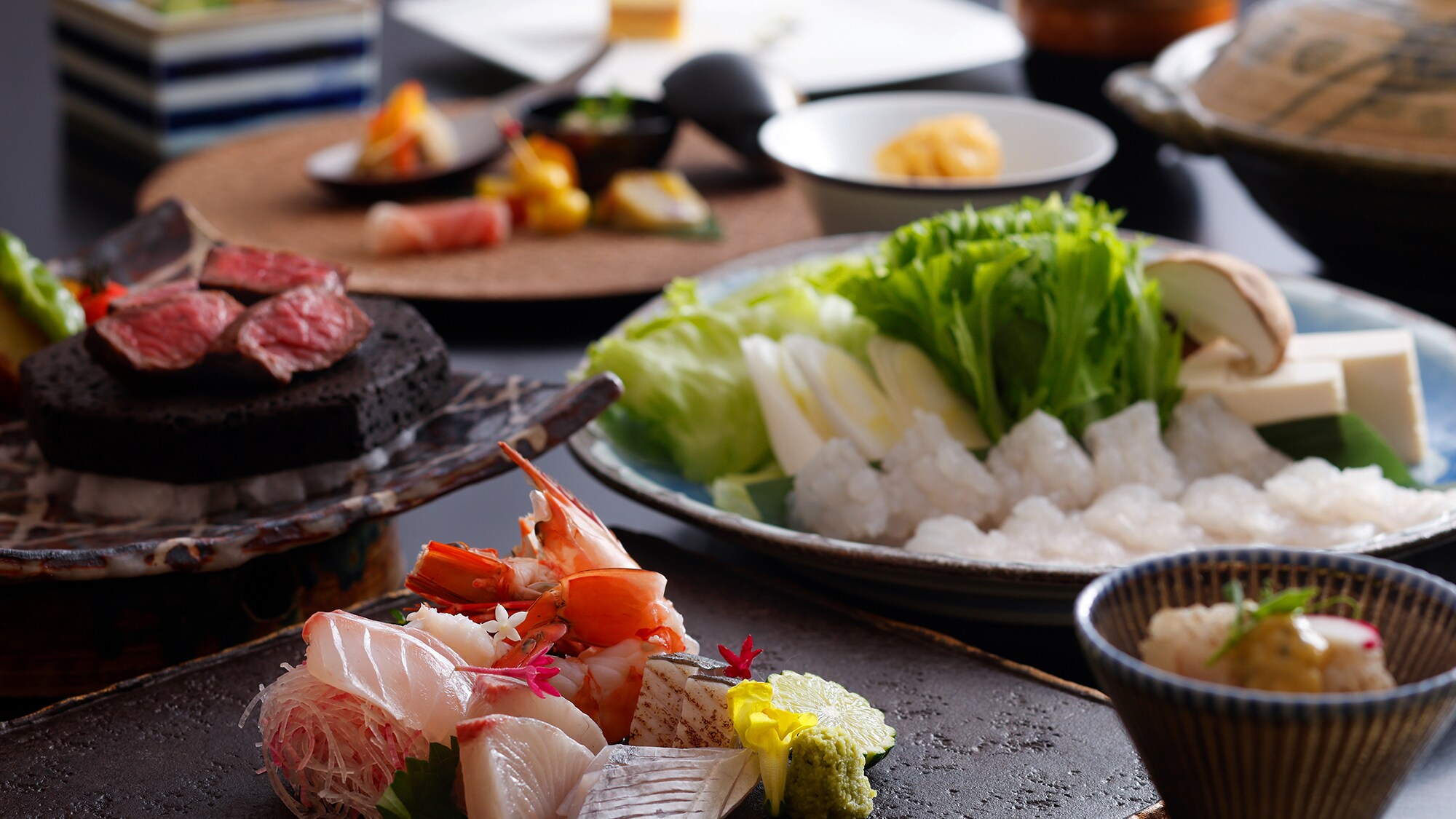 Conger eel, a symbol of Awaji Island's summer cuisine, cooked using traditional and innovative techniques (image)