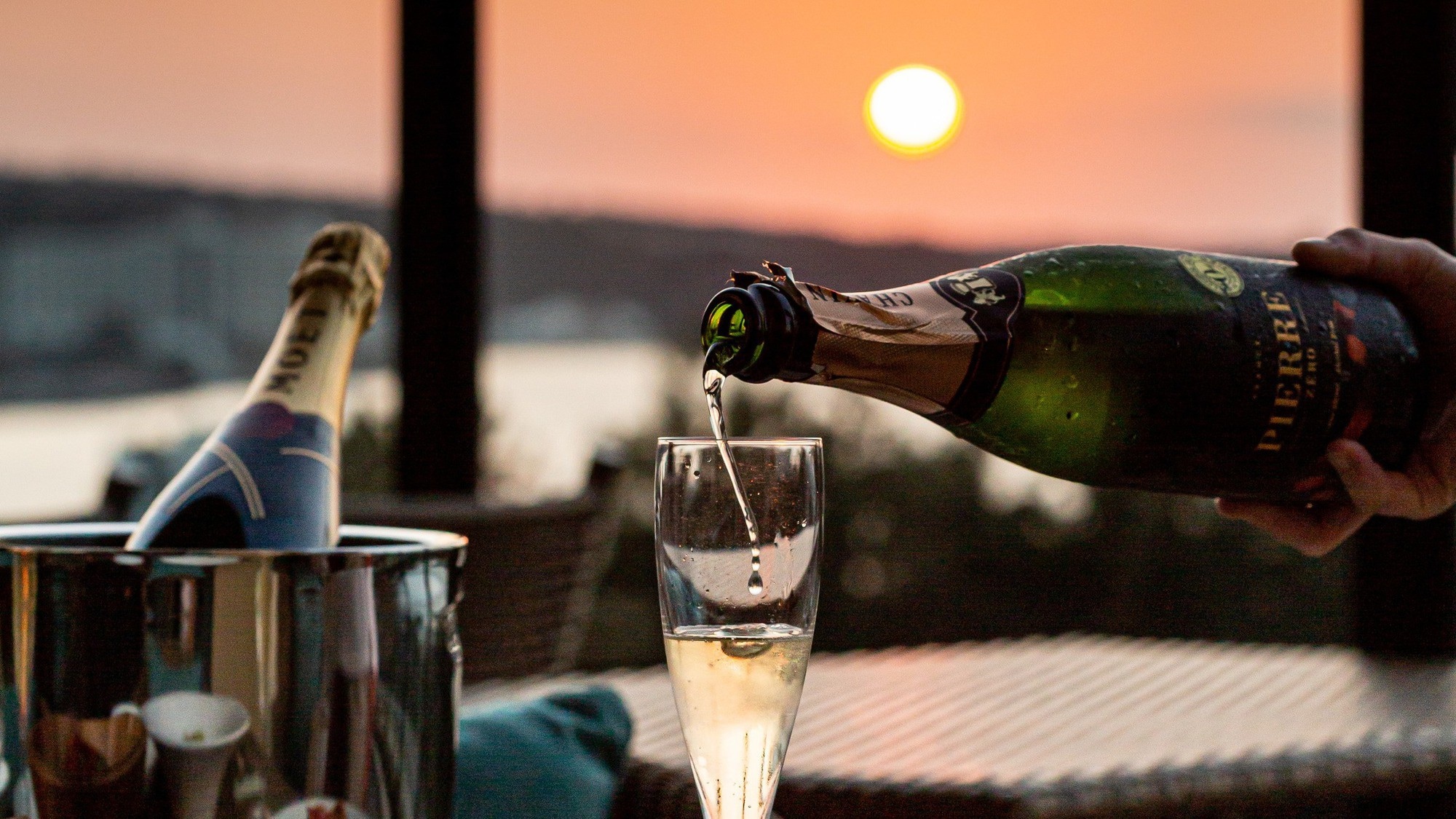 Hillside Grill Restaurant Terrace seating