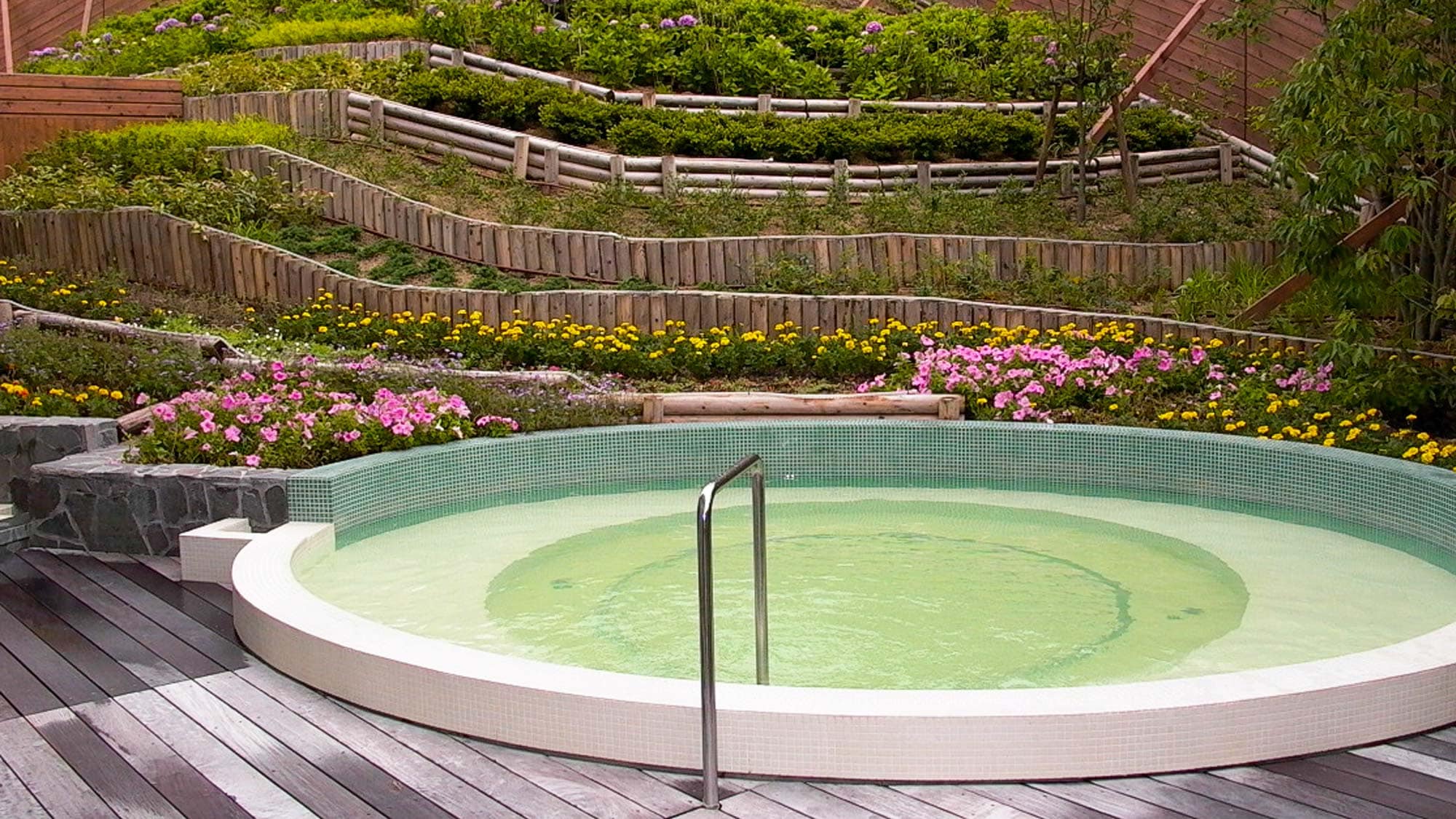 Hot spring "Hana no Yu" open-air bath