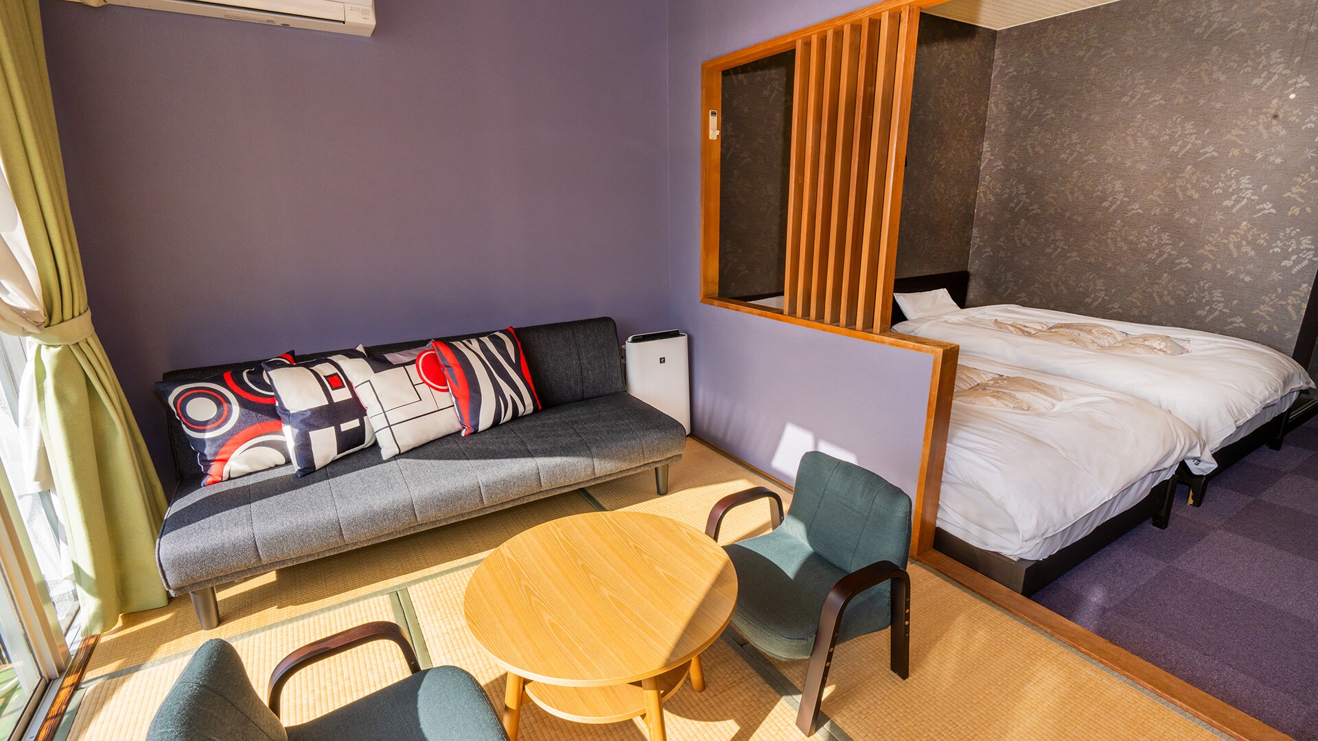 Japanese-Western style room