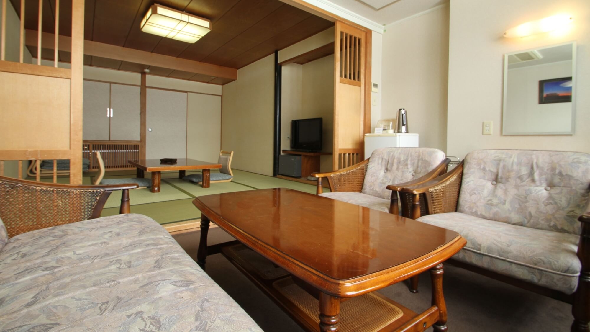 ■Lake side Japanese-style room 10 tatami mats