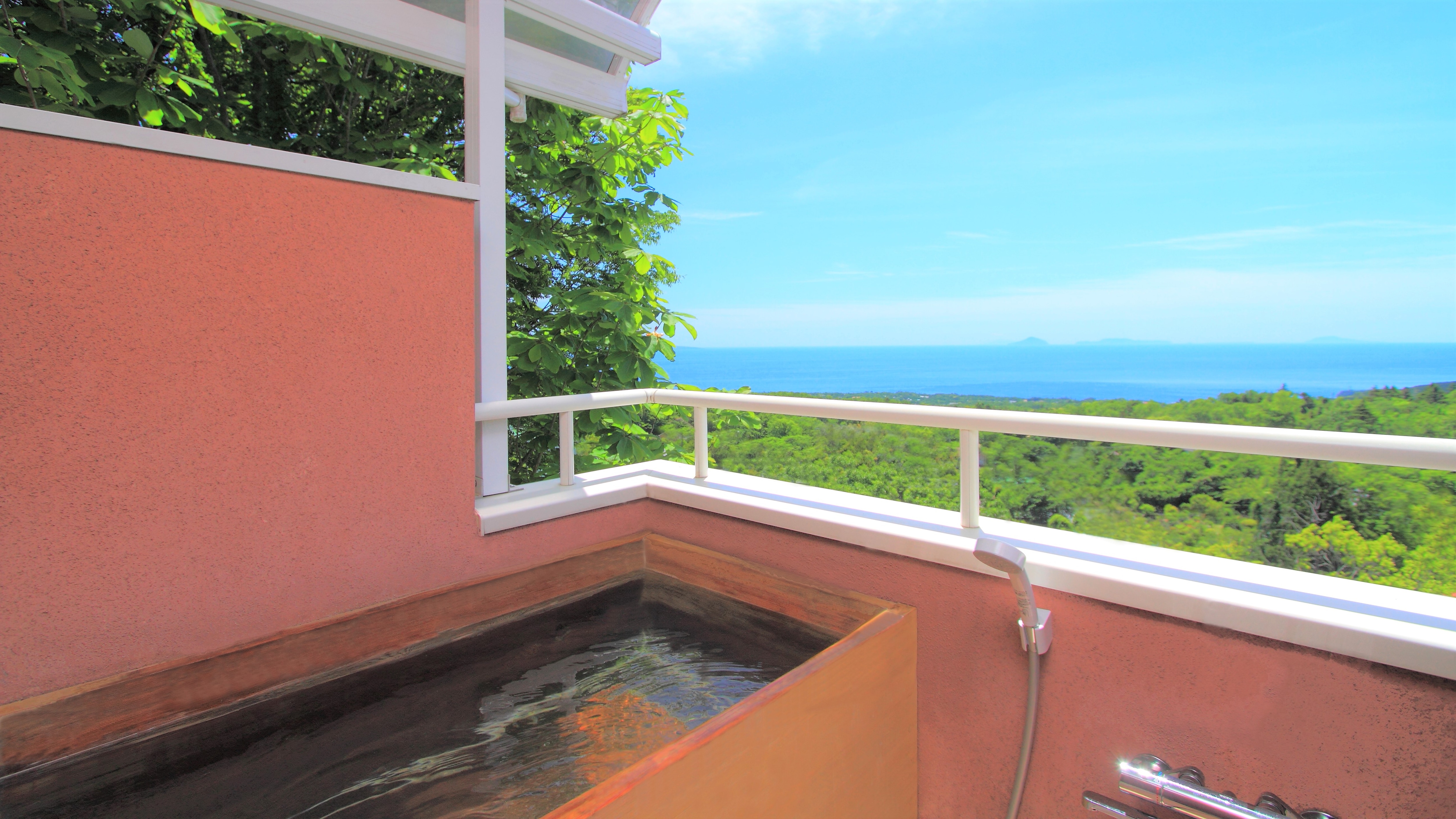 Guest room hot spring open-air bath [201 / Aubergeine]