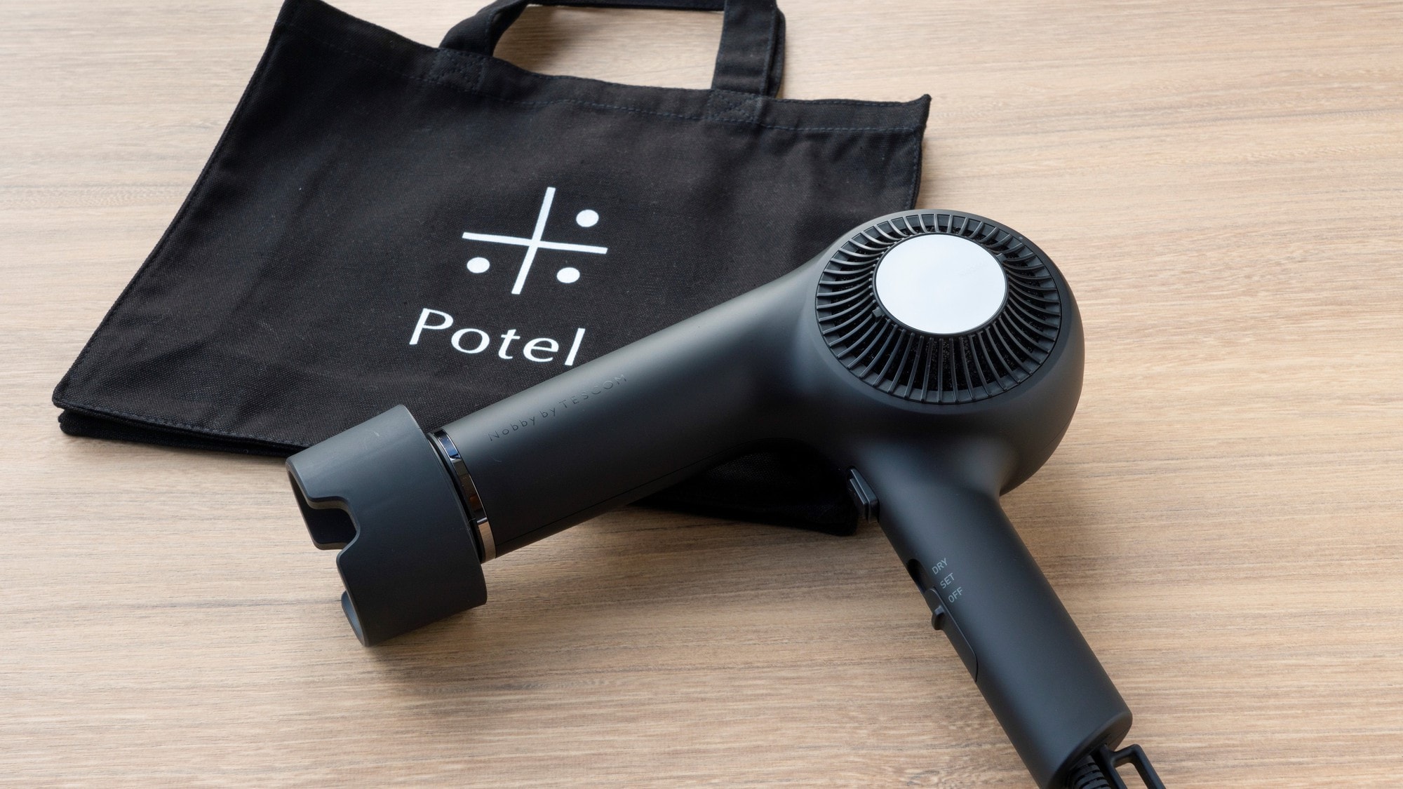 [Guest room amenities] Hair dryer