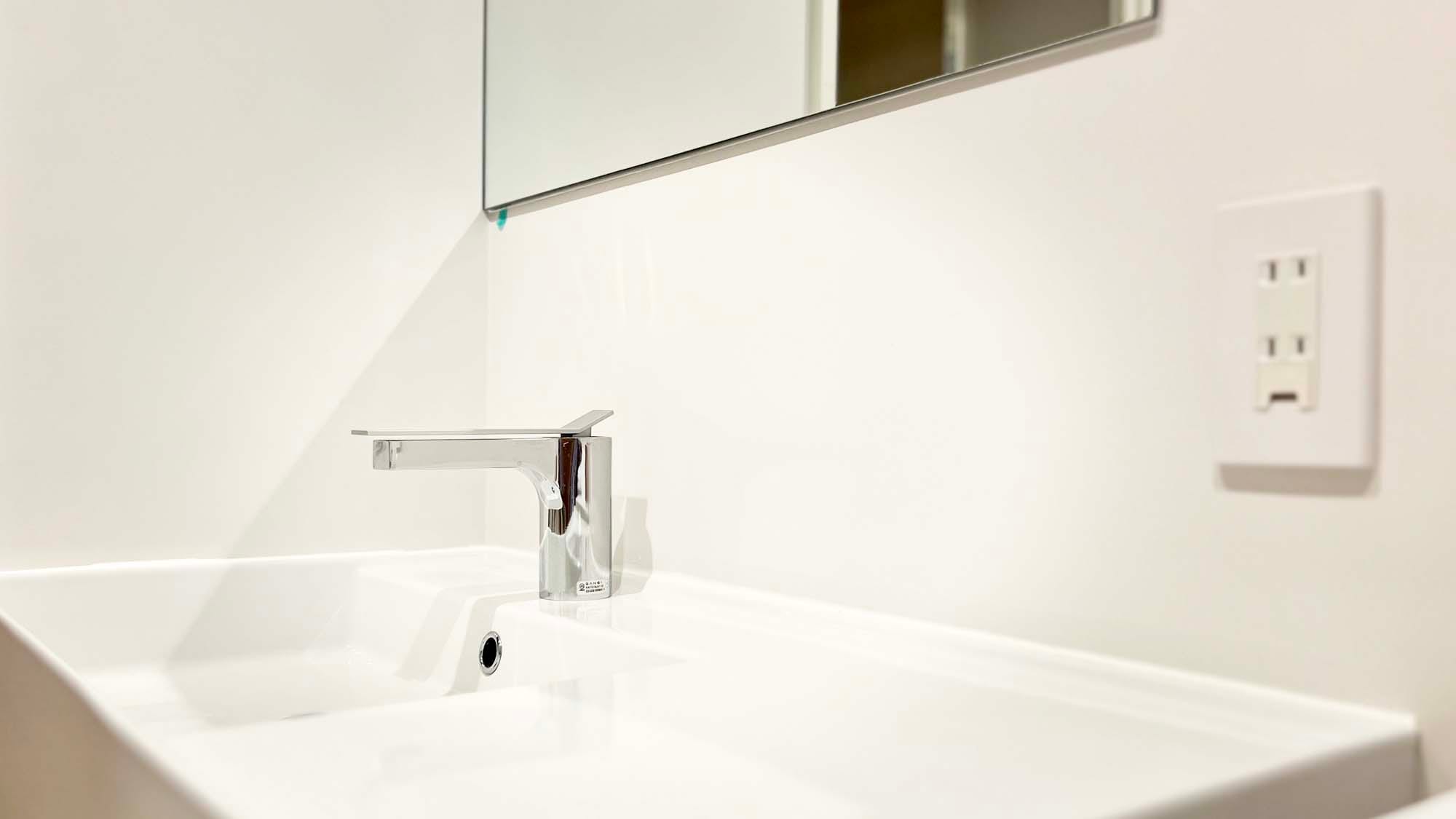 [Common facilities in guest rooms] Vanity