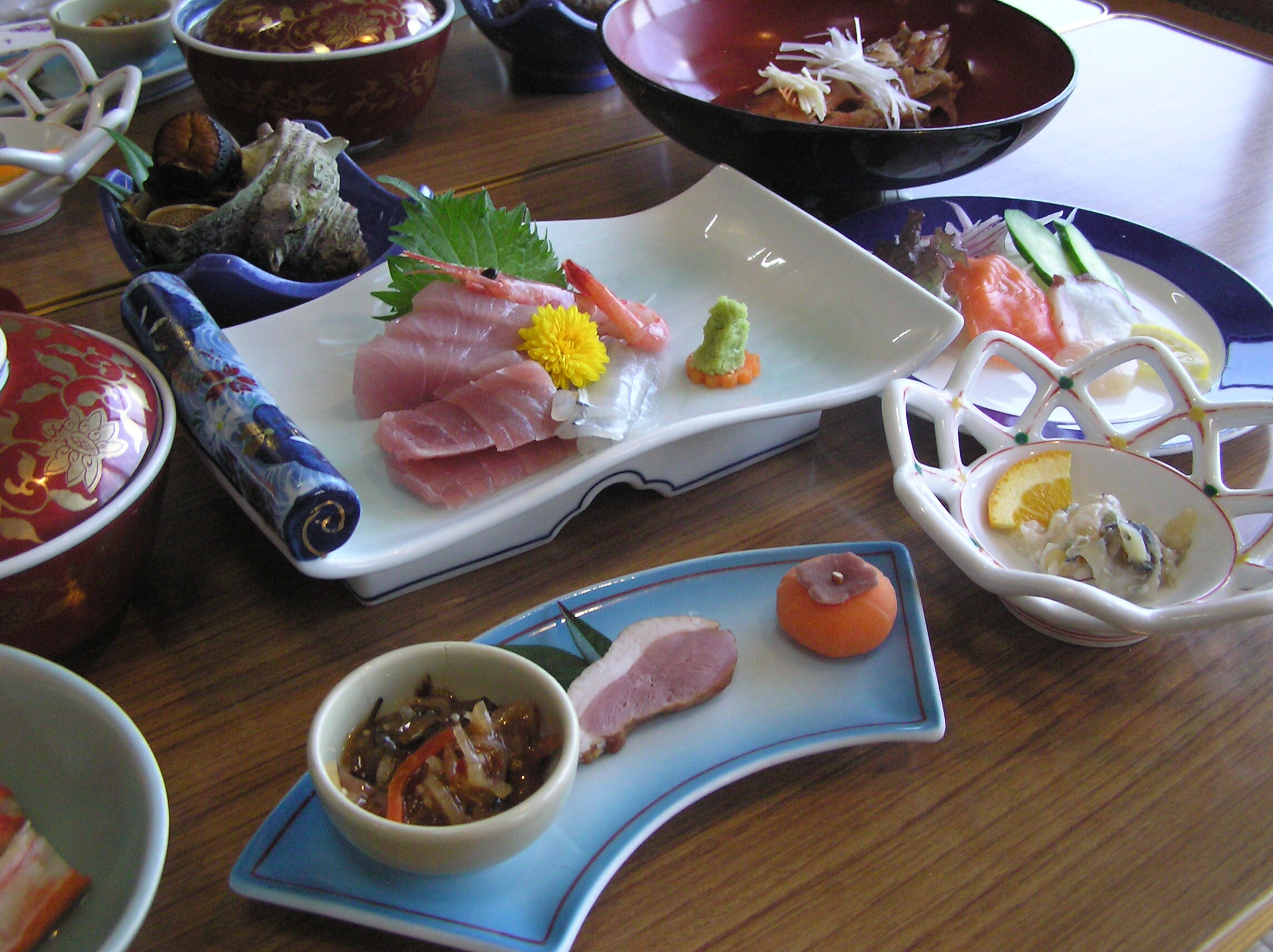 Seasonal Kaiseki Cuisine