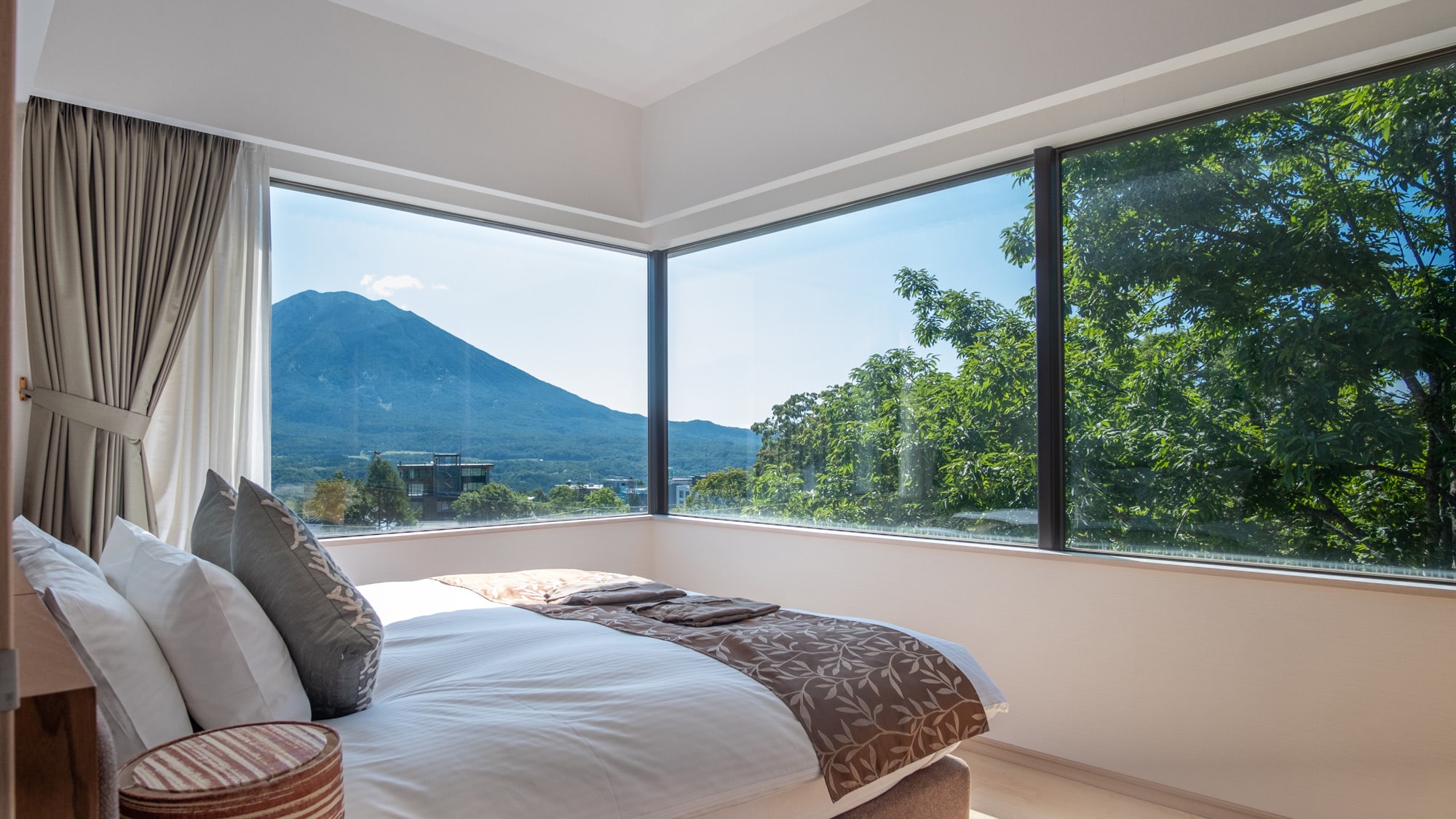 [1 bedroom DX] Bedroom