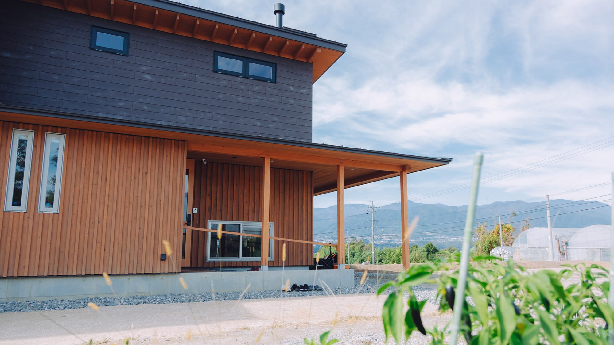 ・[Bên ngoài] Đây là một quán trọ nơi bạn có thể nếm thử rau củ quả được trồng tại trang trại và trải nghiệm hoạt động nông nghiệp theo mùa.