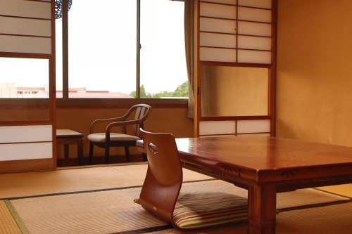 Japanese-style room