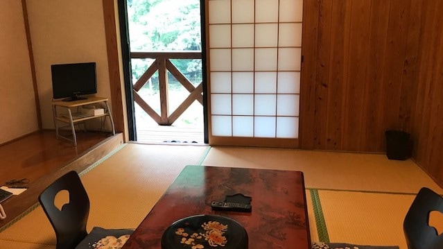 Kamar bergaya Jepang 6 tipe tatami