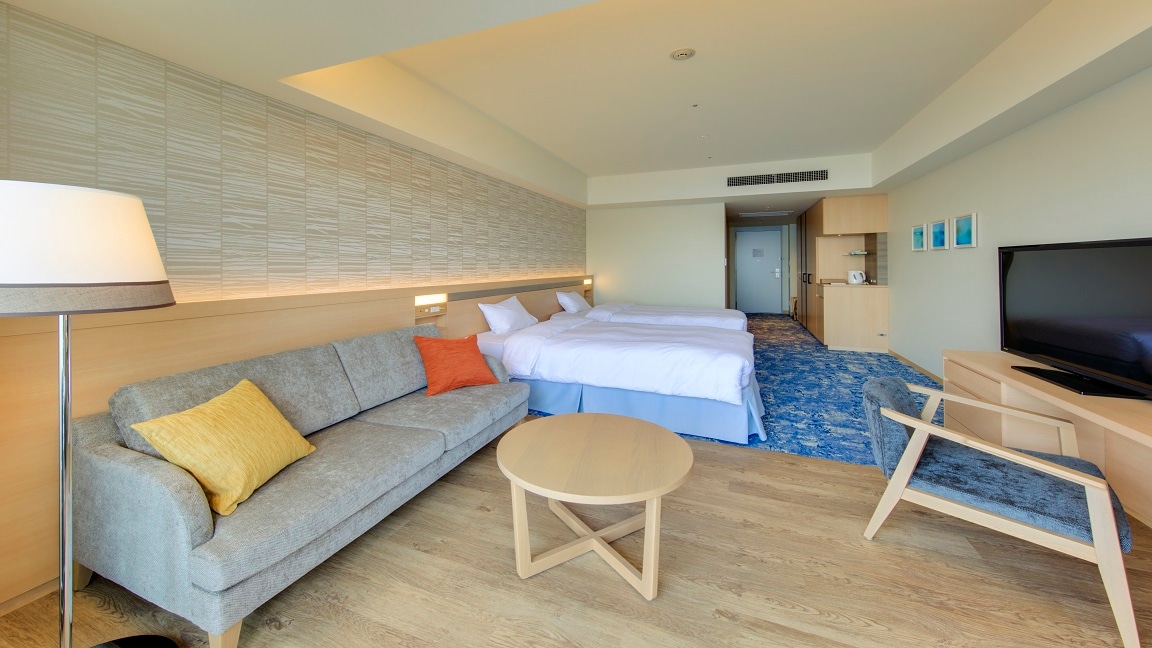 Kamar AQUA SQUARE dengan pemandangan laut (contoh)
