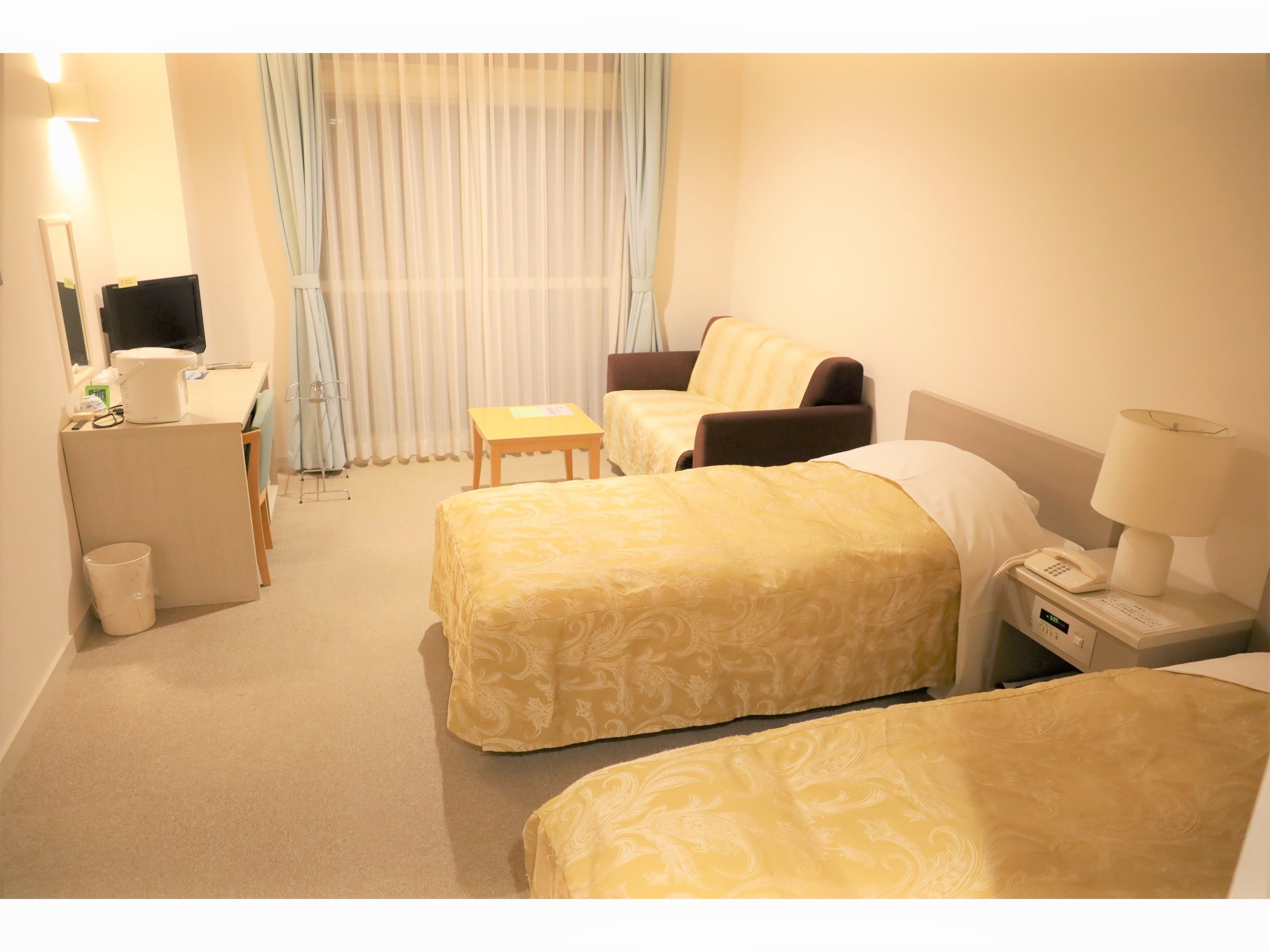 Twin Room-1