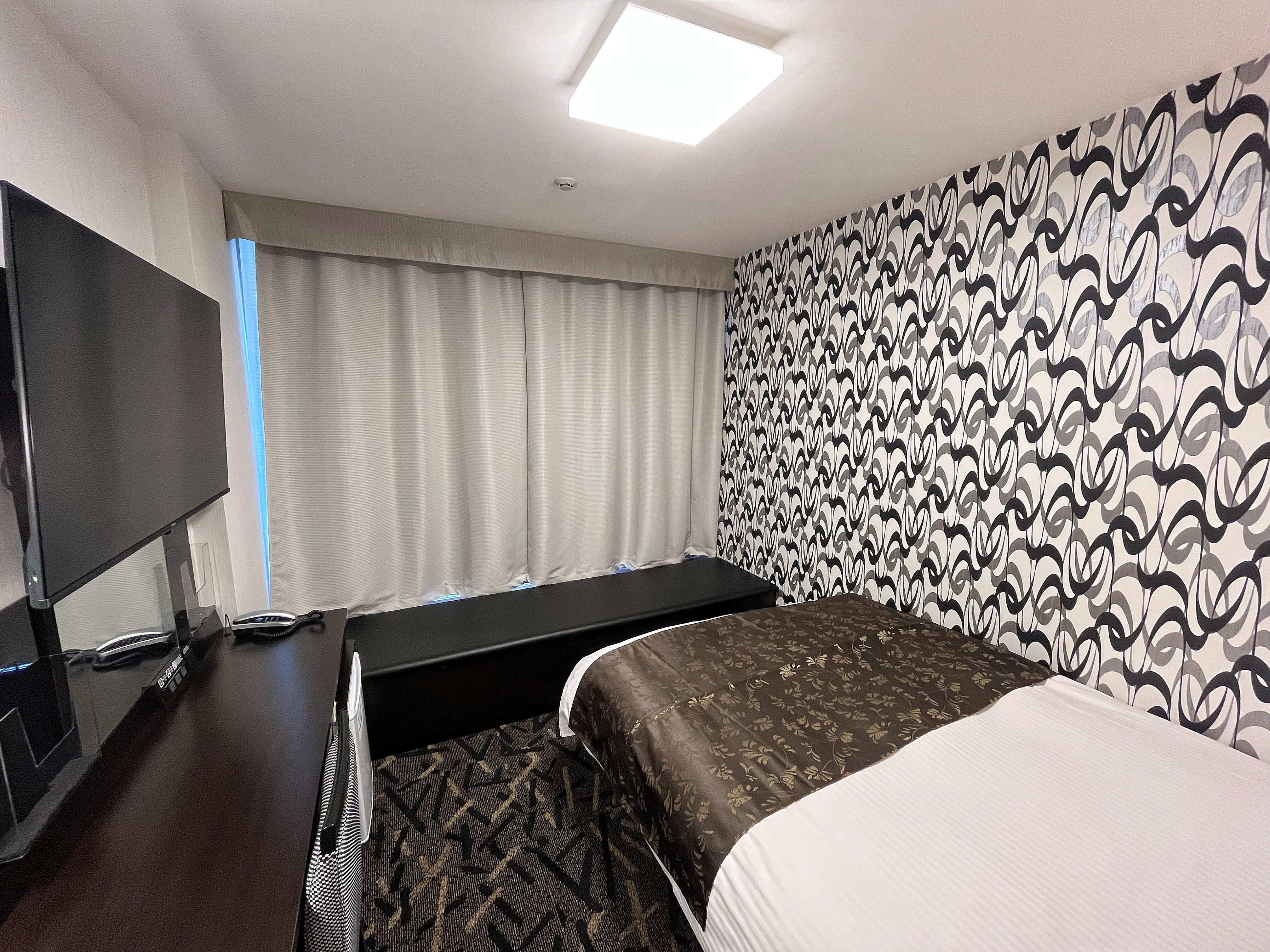 ■ Superior Room (for 2 people) (12.6 m² ~/bed width 140 cm)