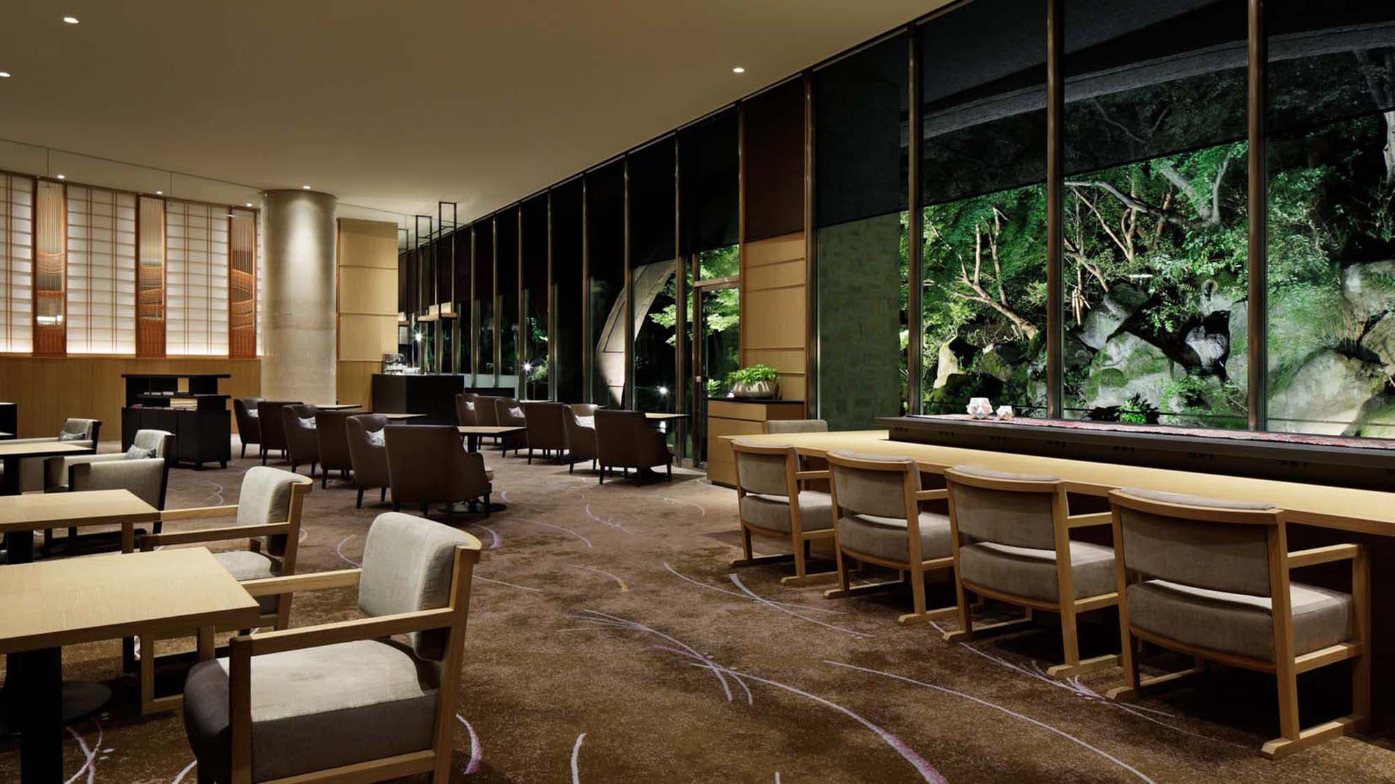 [คลับเลานจ์]