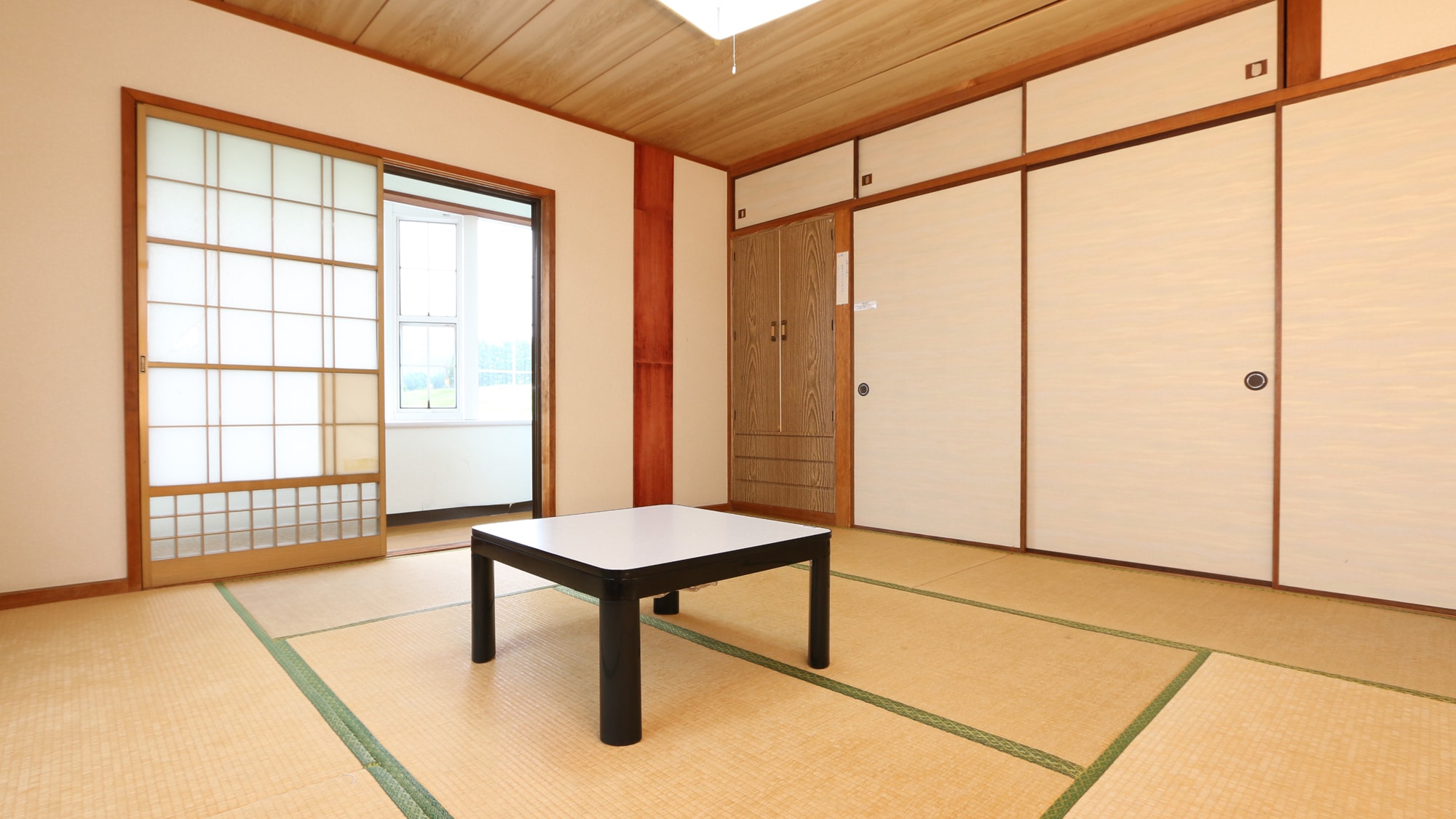 8 tatami mats