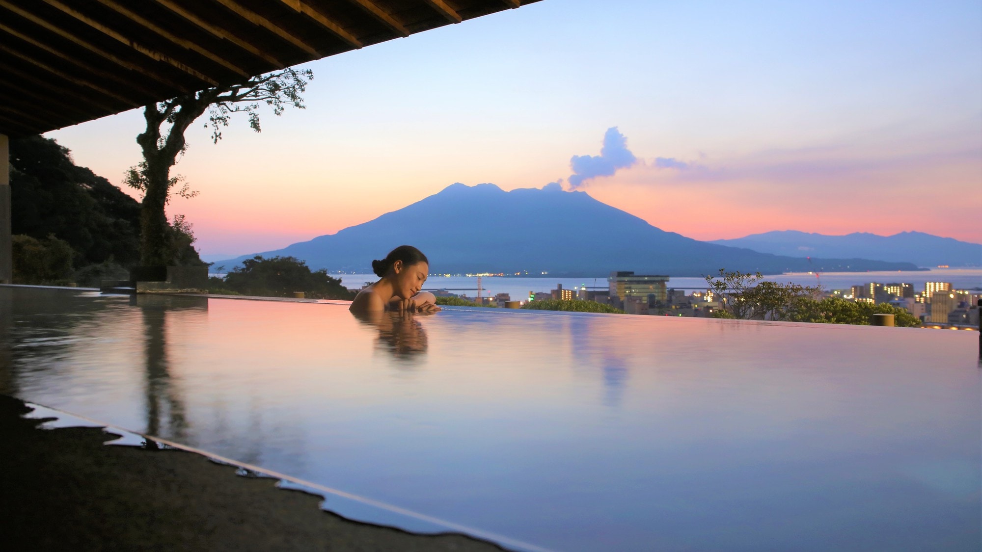 Open-air panoramic hot spring Satsuma-no-yu