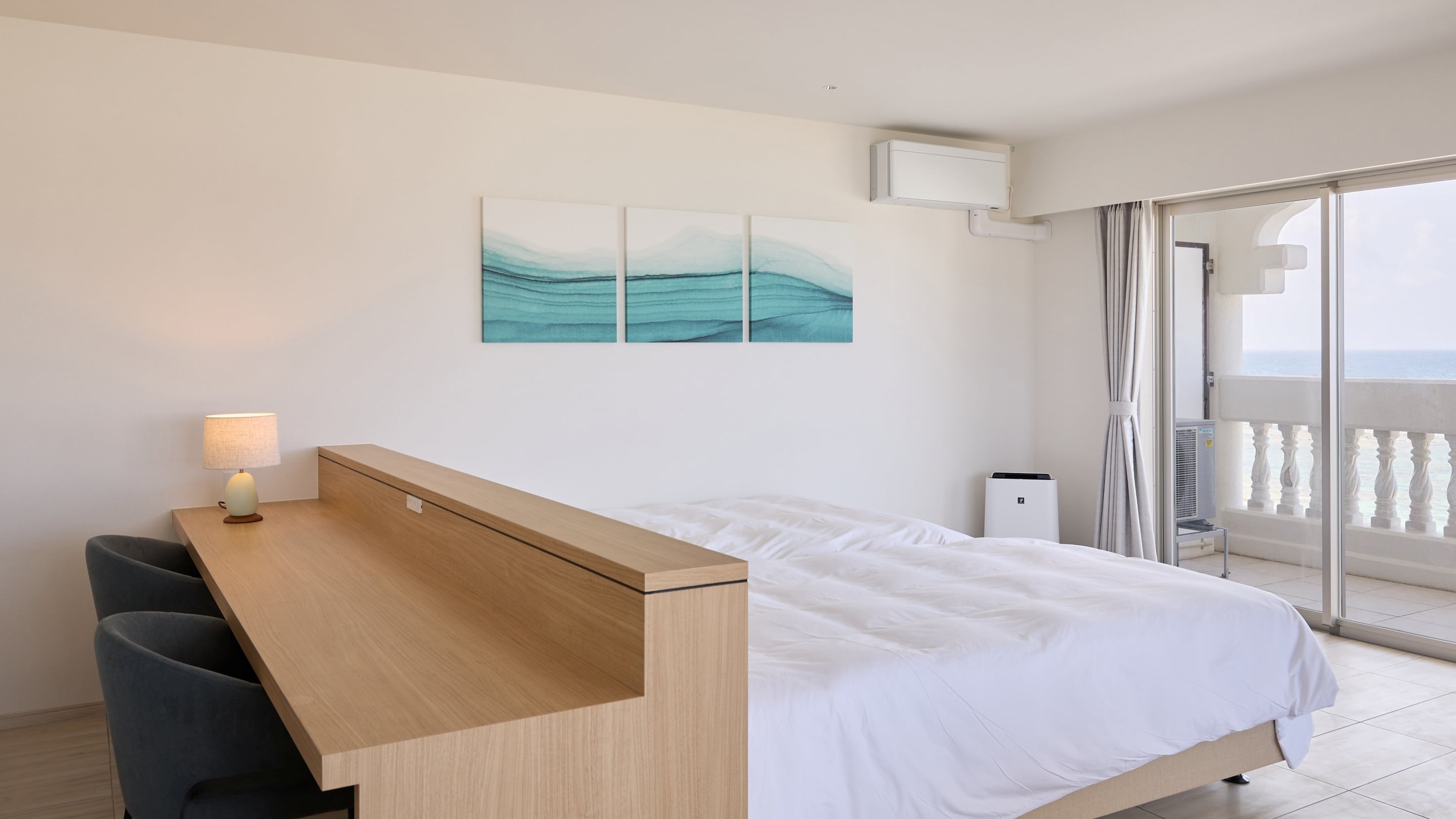 *[Standard Twin] A refreshing interior with blue and white as the main colors
