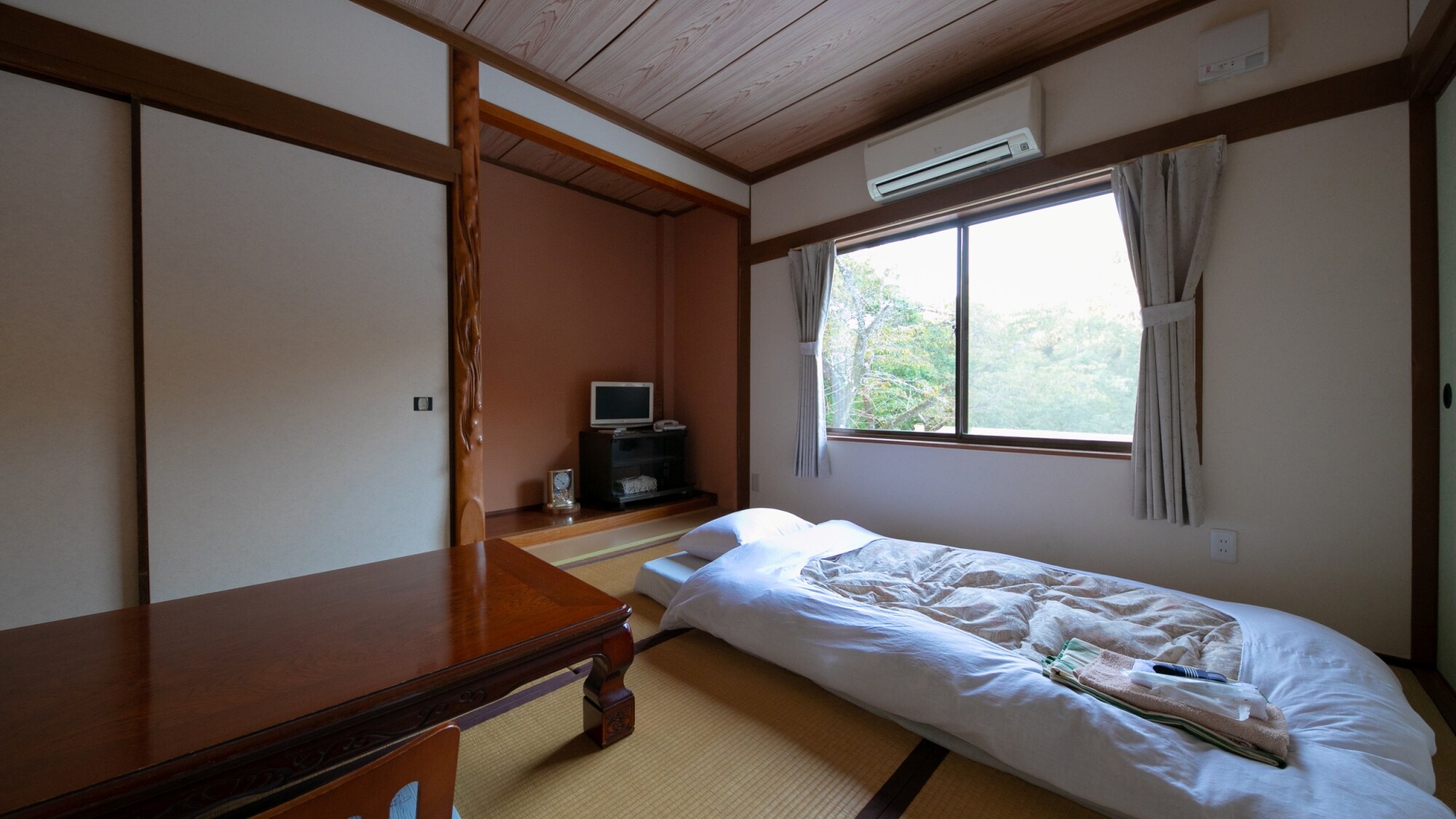 A Japanese-style room with a calm atmosphere