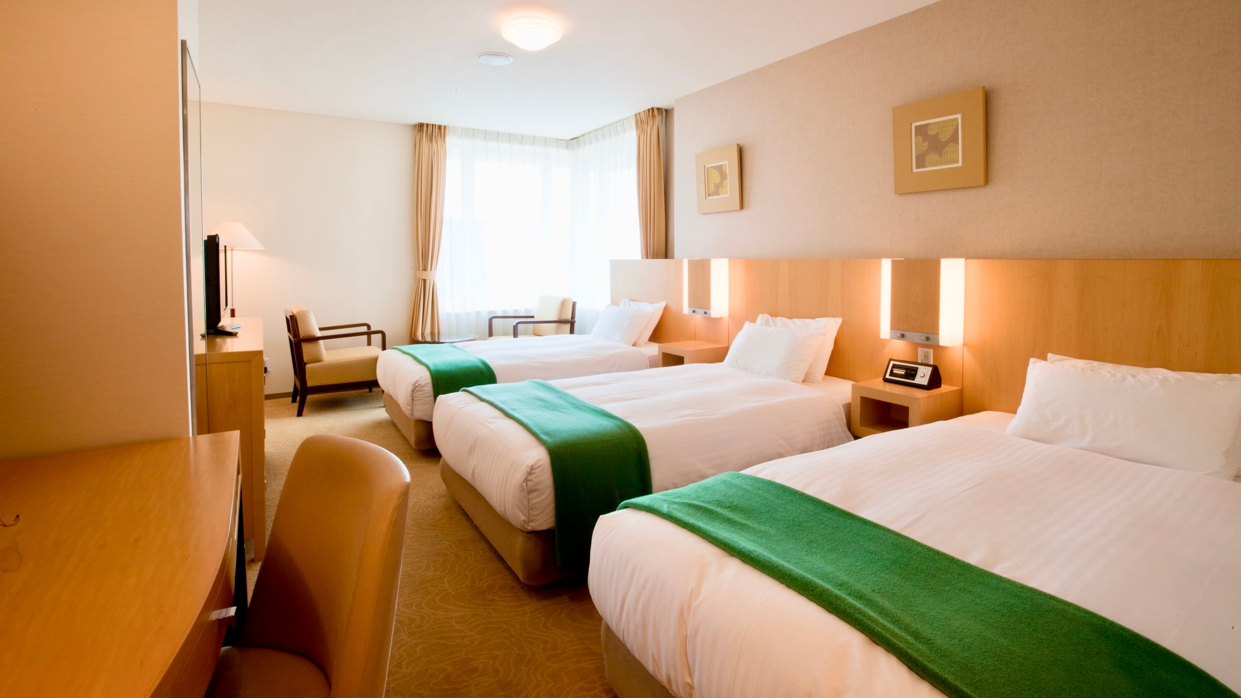 Triple Room