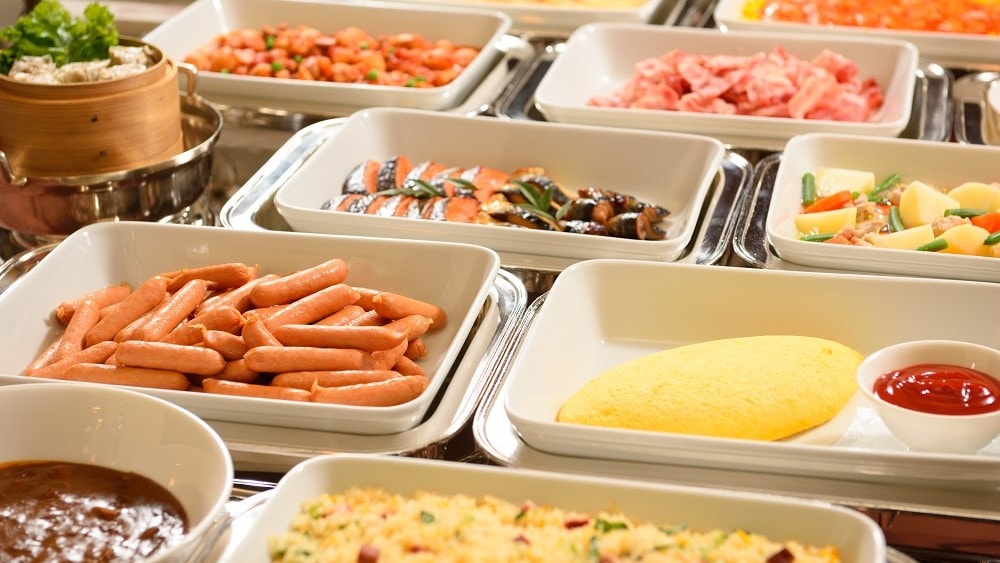 [Hotel's proud breakfast buffet] We offer a wide variety of Japanese, Western and Chinese menus! Business hours from 7:00 to 10:00 [She
